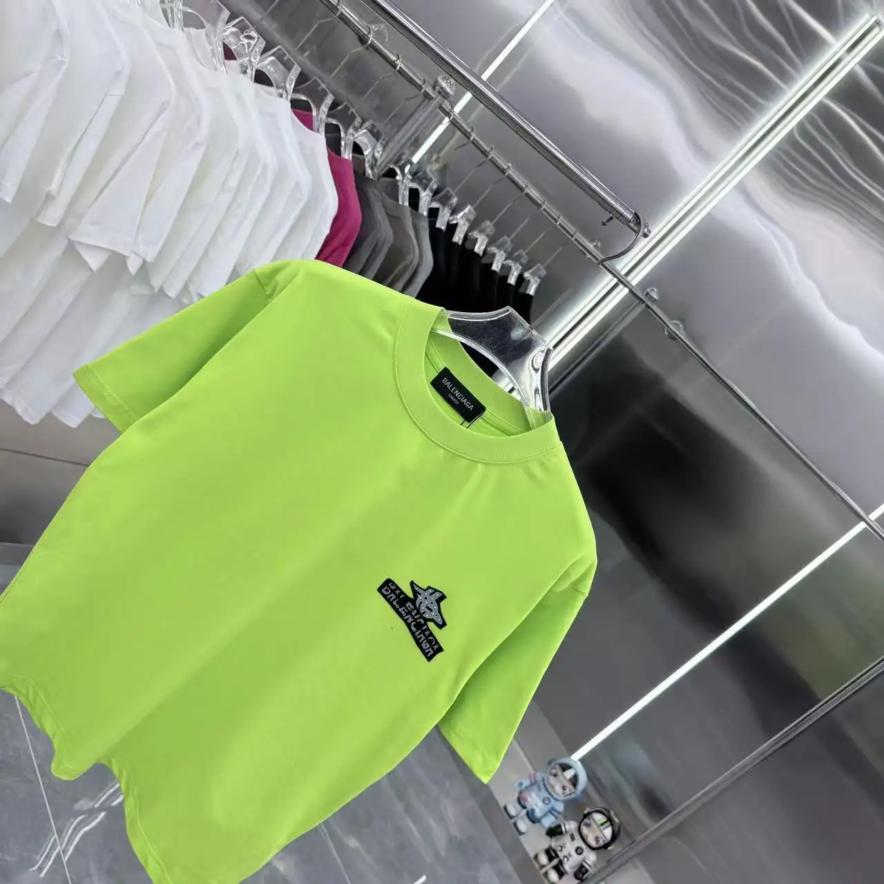 Logo Patch Rhinestone Embellished T-Shirt D15014363 — view 3