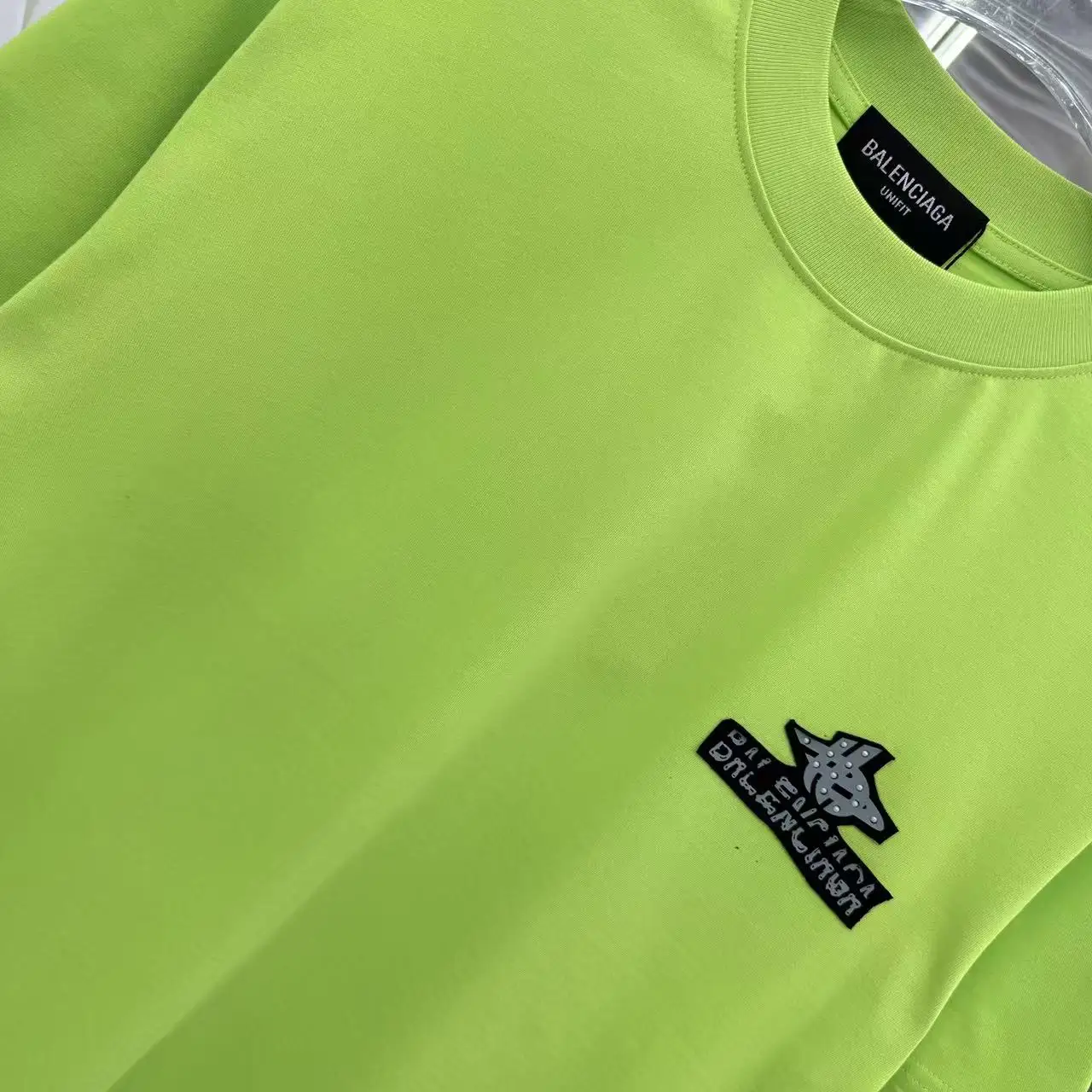 Logo Patch Rhinestone Embellished T-Shirt D15014363 — view 5