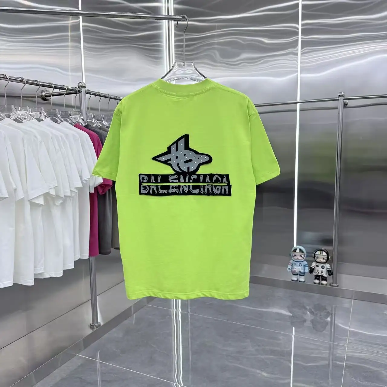 Logo Patch Rhinestone Embellished T-Shirt D15014363 — view 7