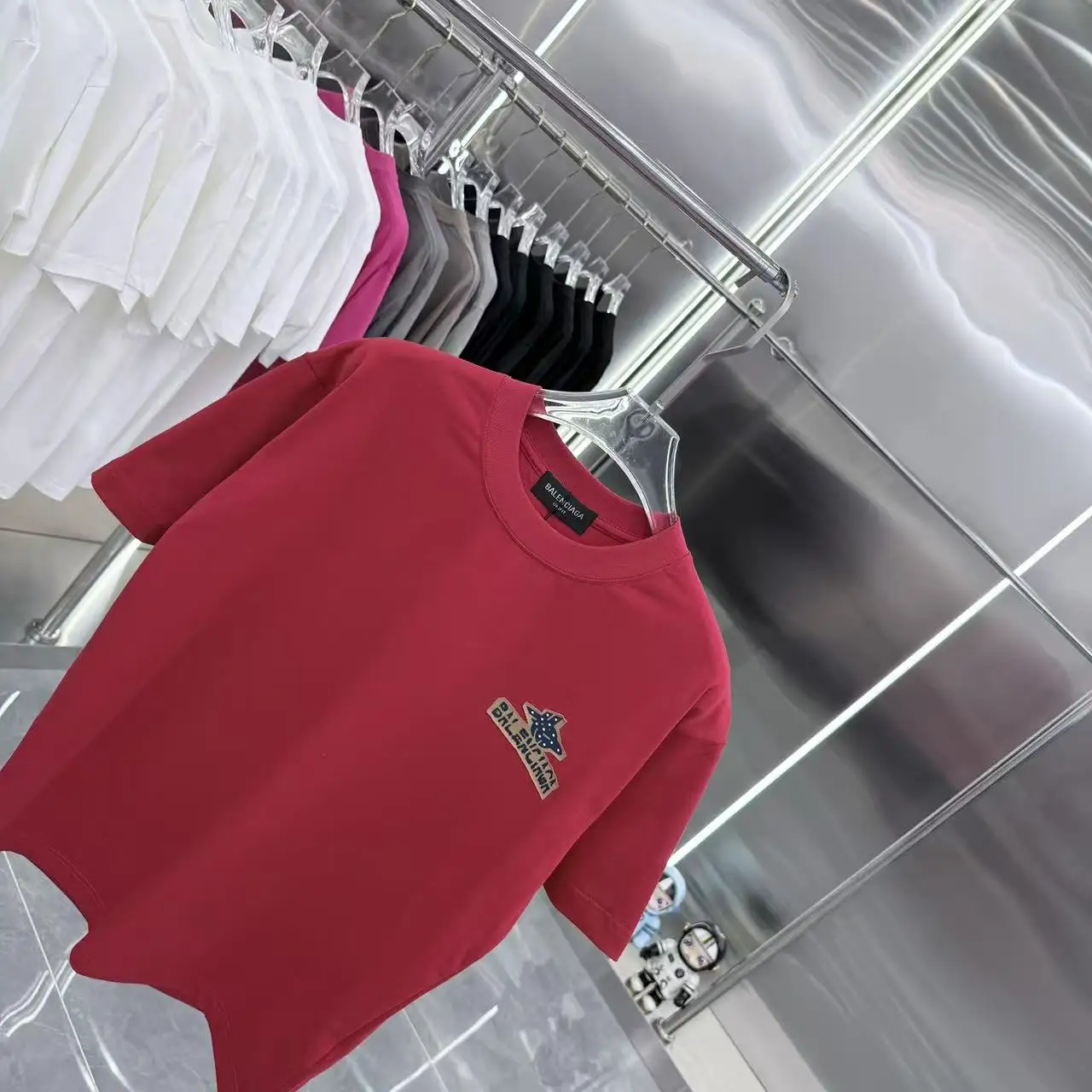 Logo Patch Embellished Cotton T-Shirt D15014362 — view 3