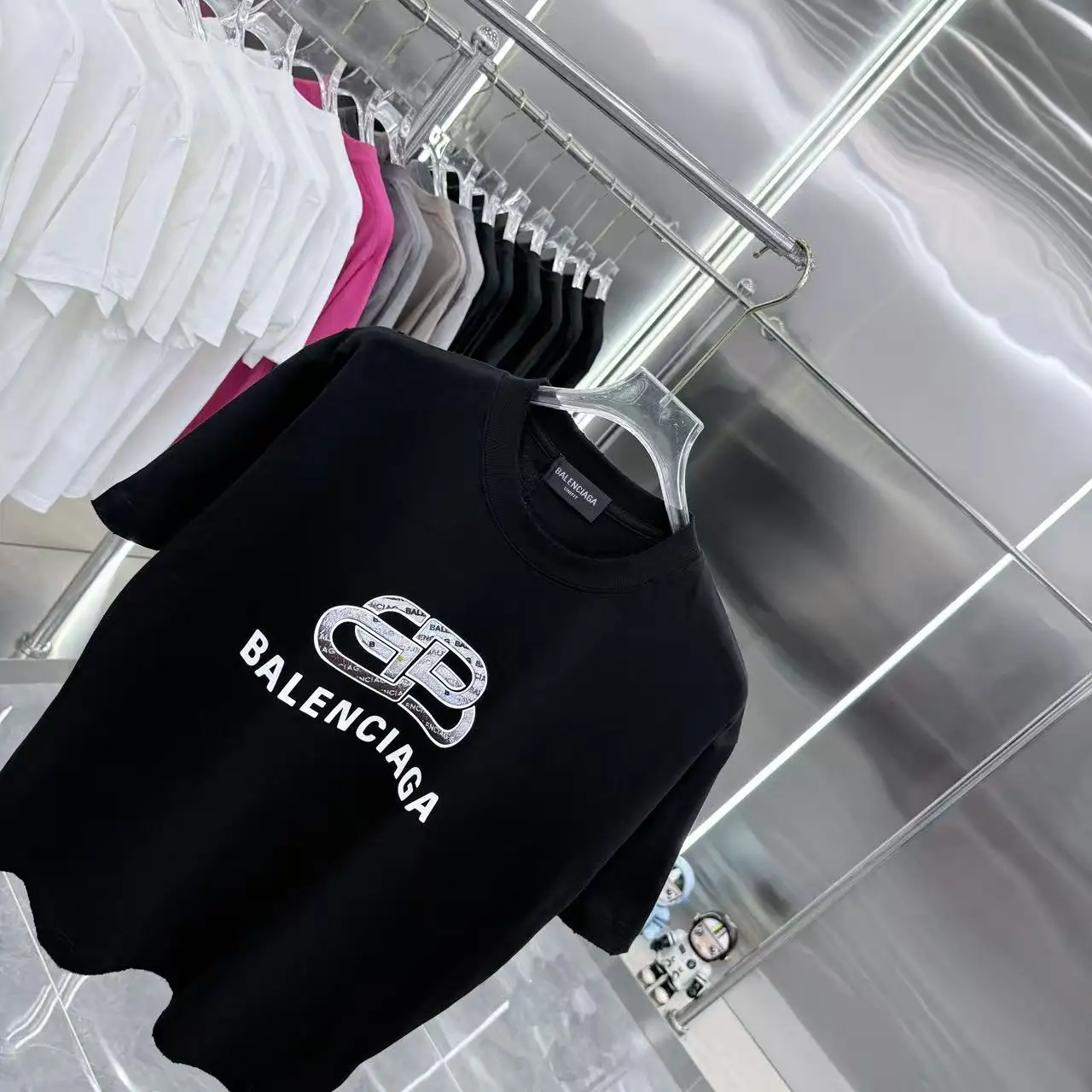 Logo-Print Distressed Cotton T-Shirt D15014357 — view 3