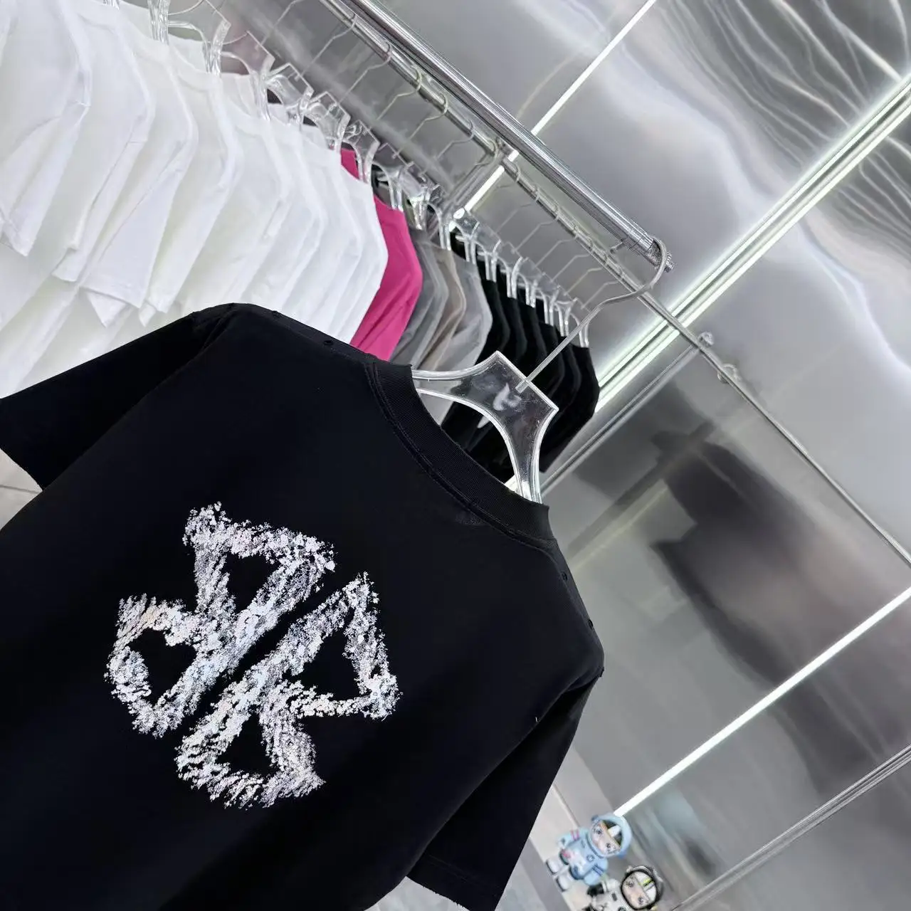Distressed Logo-Print Cotton T-Shirt D15014335 — view 8