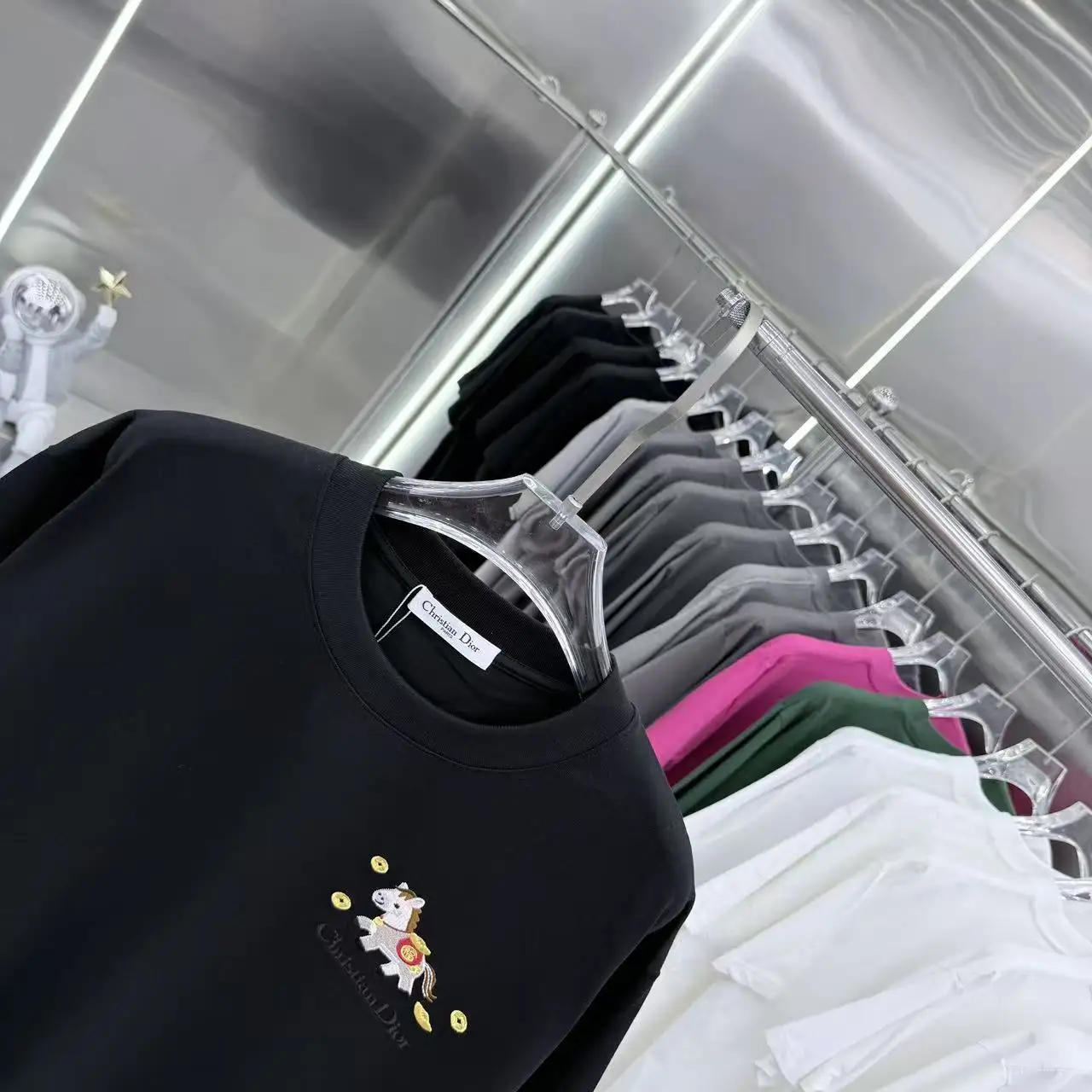 Embroidered Year of the Horse Cotton T-Shirt D15014308 — view 7