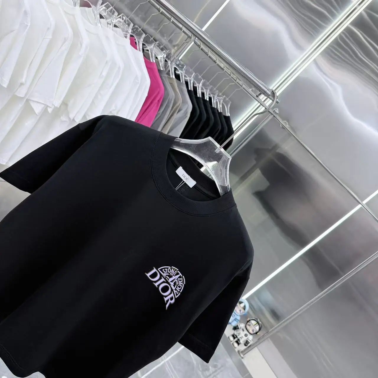 Logo Graphic Cotton T-Shirt D15014341 — view 3