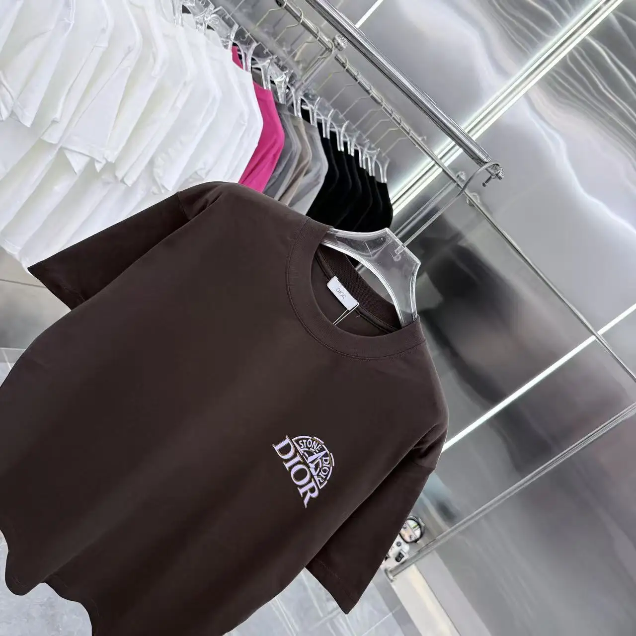 Logo Graphic Cotton T-Shirt D15014342 — view 3