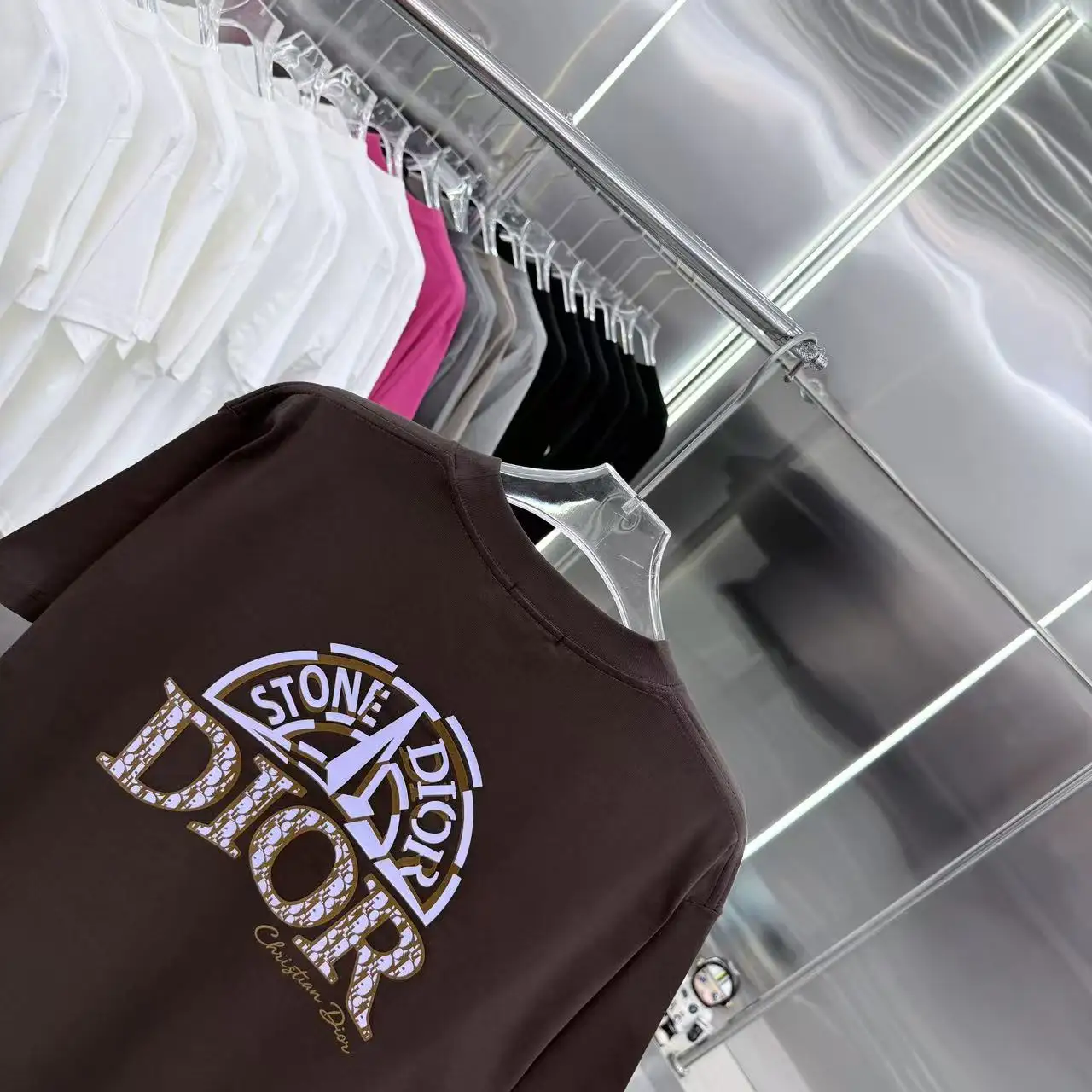 Logo Graphic Cotton T-Shirt D15014342 — view 8