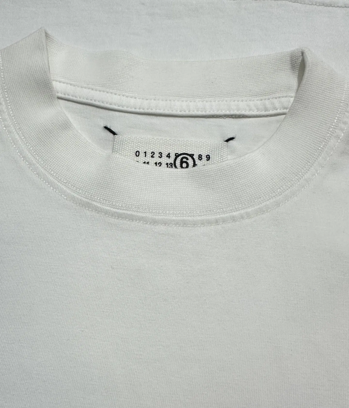 Distressed Logo Print Sleeveless T-Shirt D15011741 — view 6