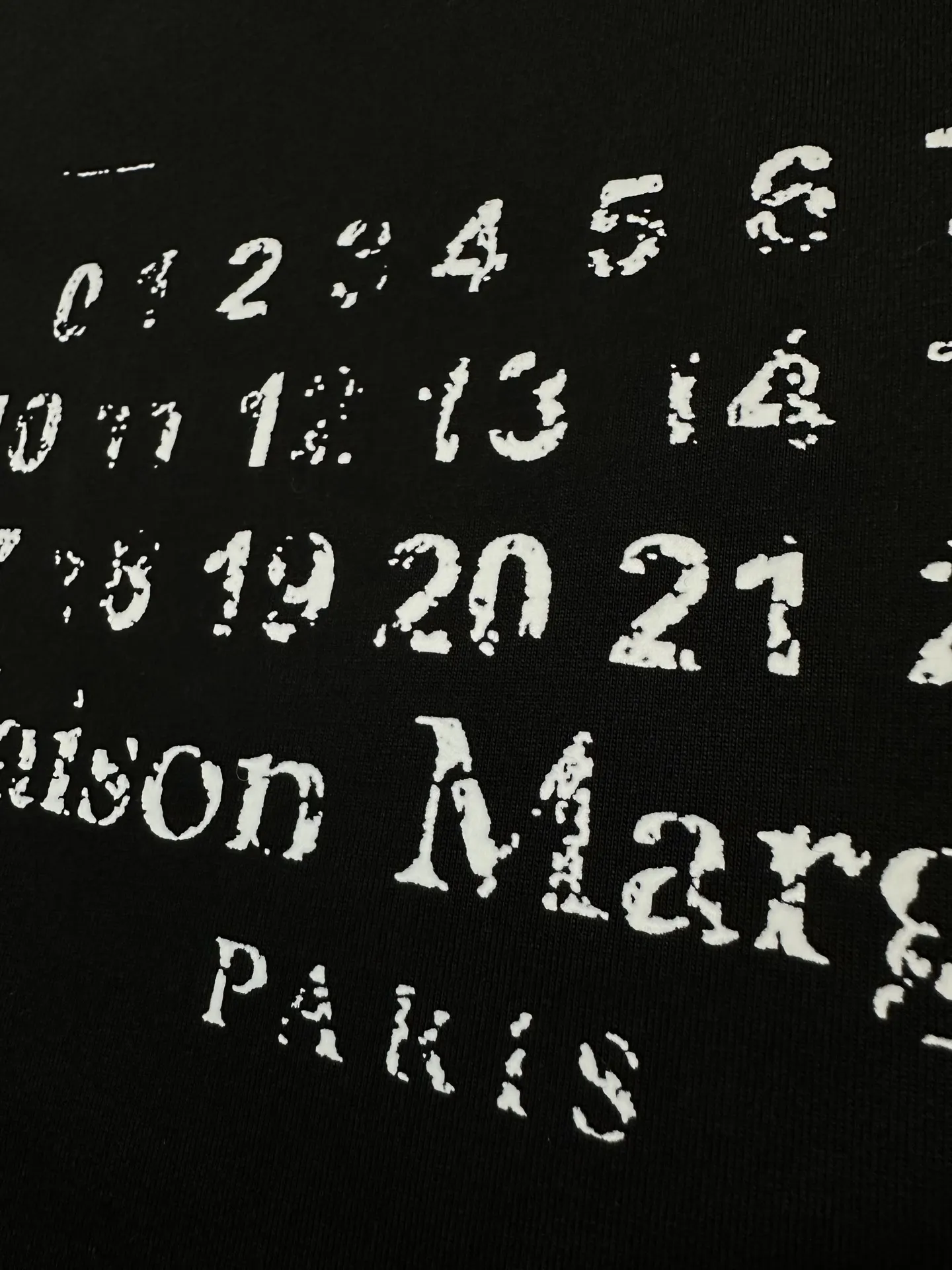 Maison Margiela Distorted Logo Print Sleeveless T-Shirt D16511742 — view 7