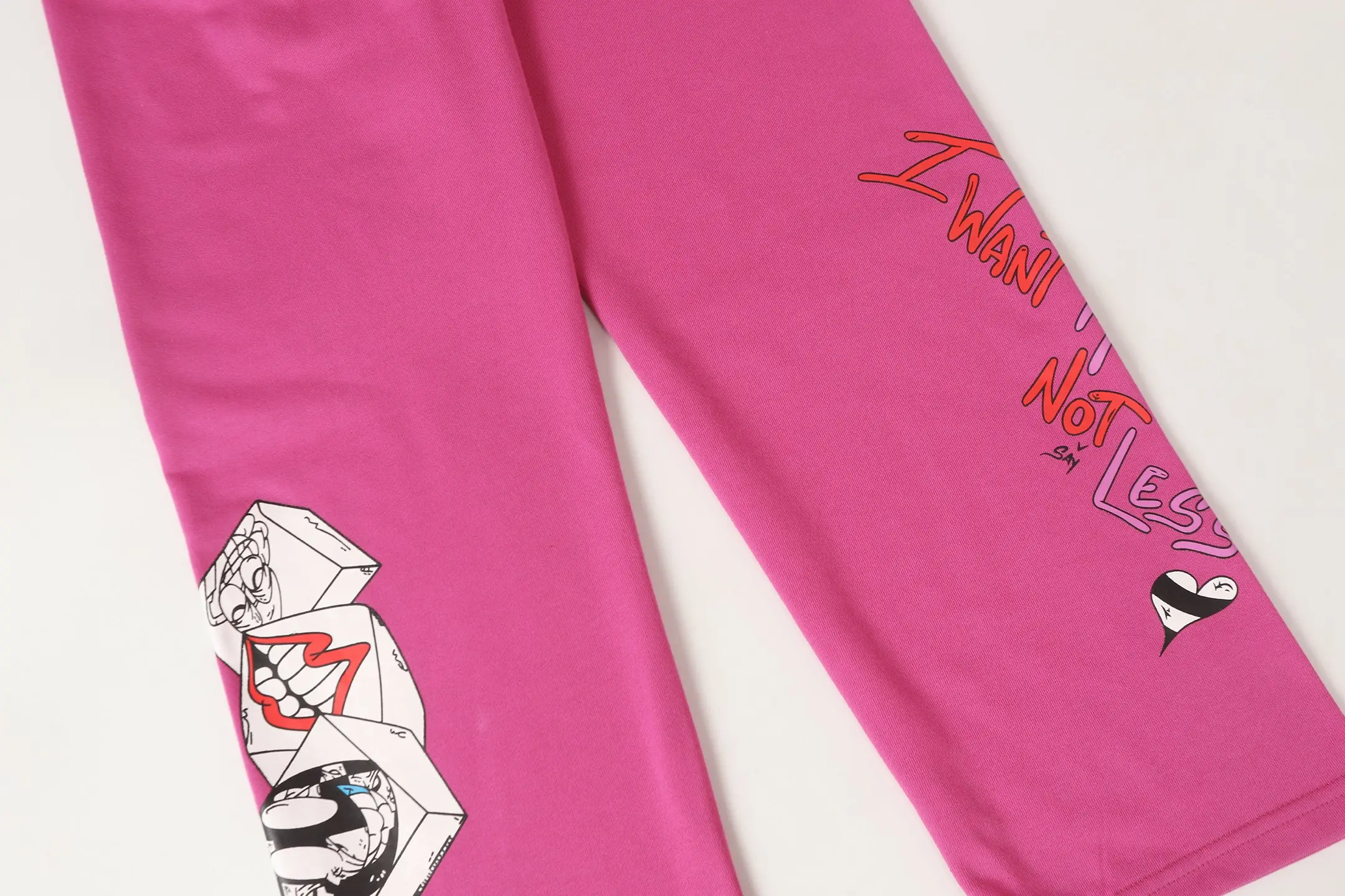 Graffiti Print Wide-Leg Sweatpants D15513944 — view 9