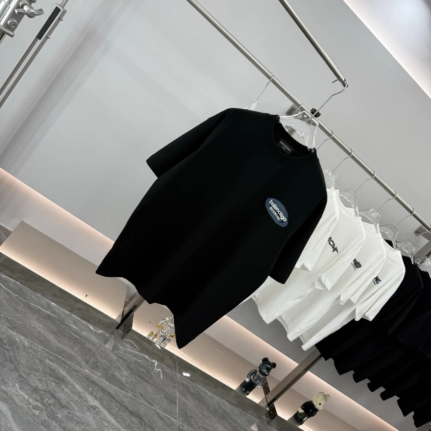 Embroidered Logo Oversized Cotton T-Shirt D15514288 — view 2