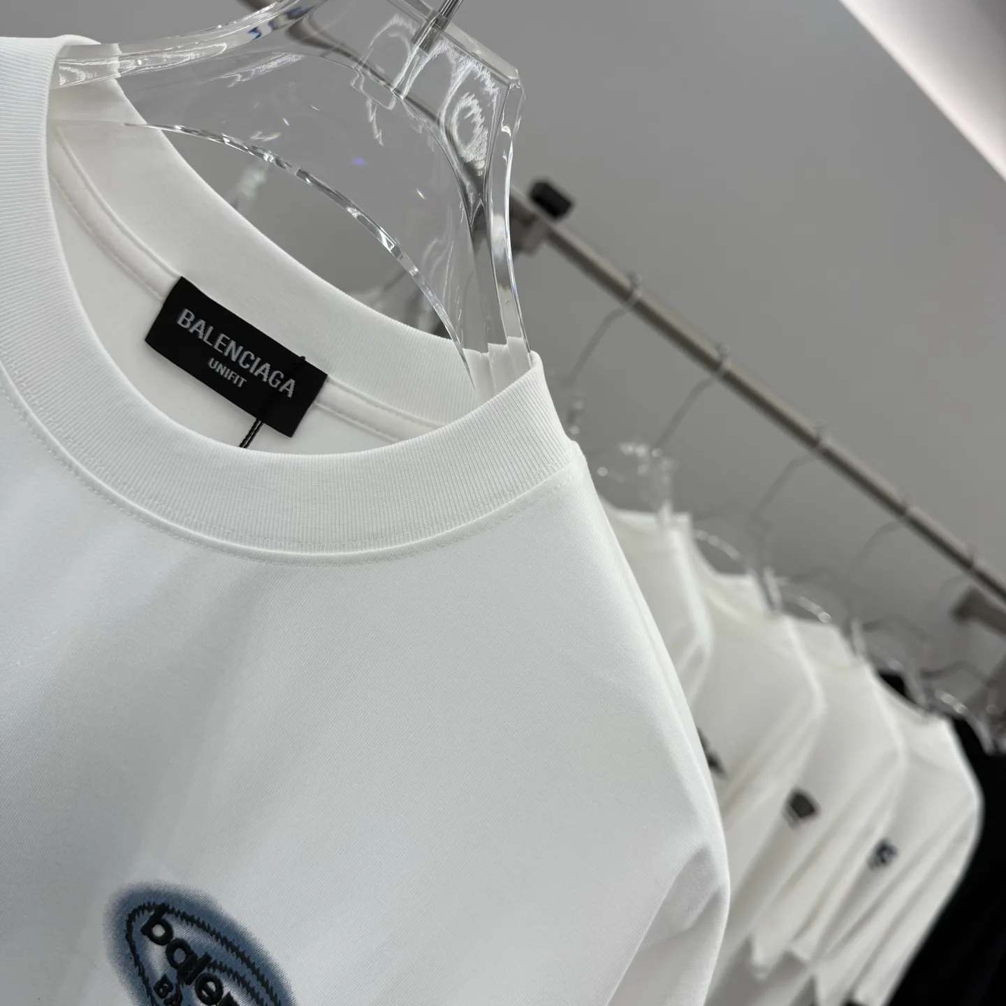 Embroidered Logo Oversized Cotton T-Shirt D15514287 — view 4