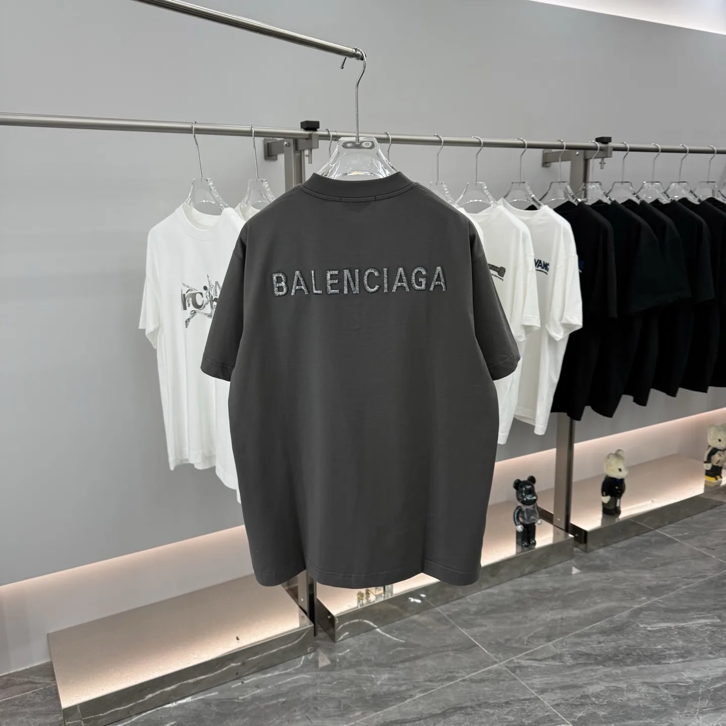BB Embroidered Logo Oversized T-Shirt D15514298 — view 7