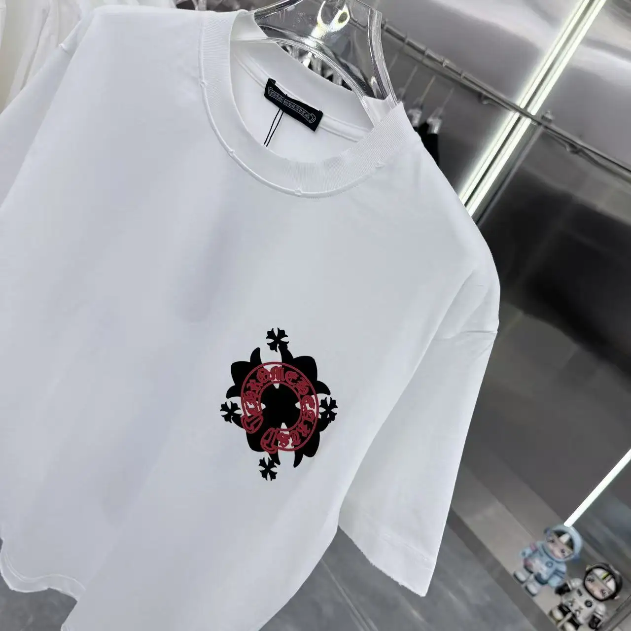 Distressed Logo Graphic T-Shirt D15514356 — view 4