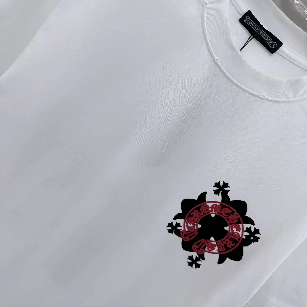 Distressed Logo Graphic T-Shirt D15514356 — view 5