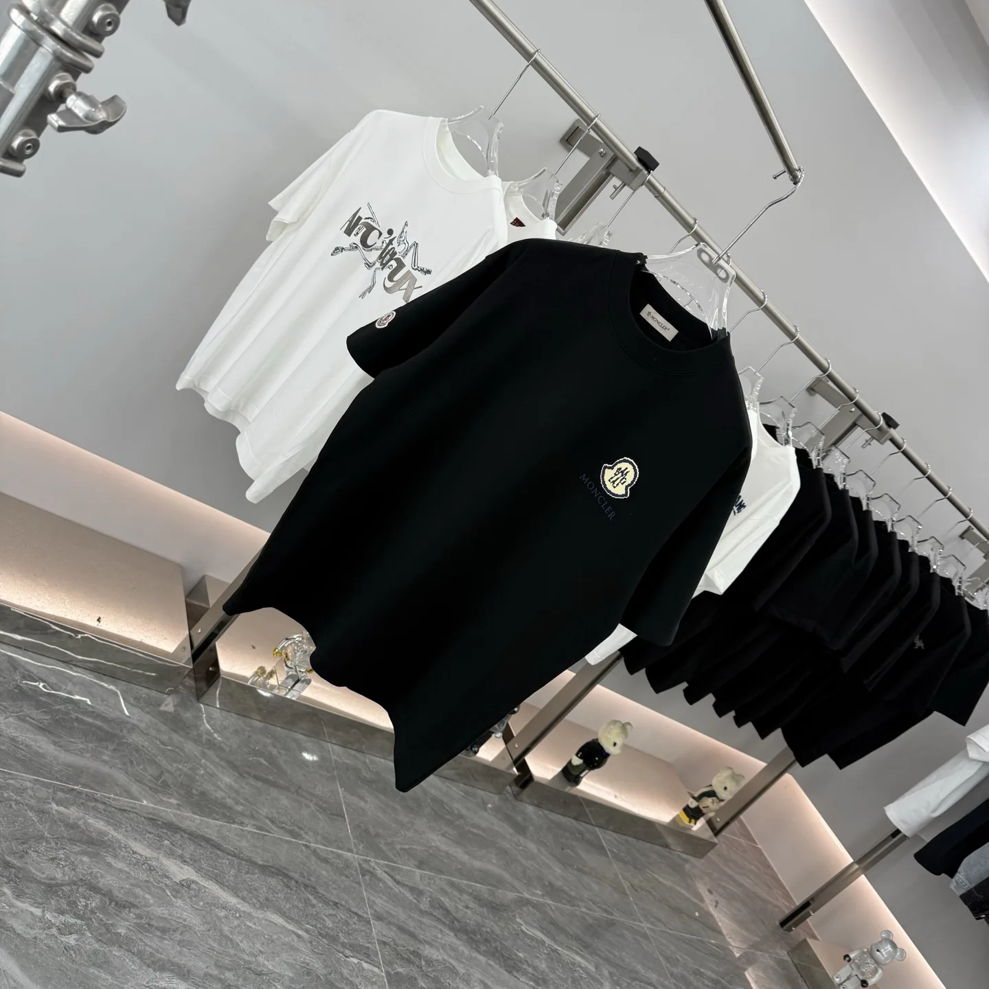 Logo-Appliqué Cotton-Jersey T-Shirt D15514270 — view 2