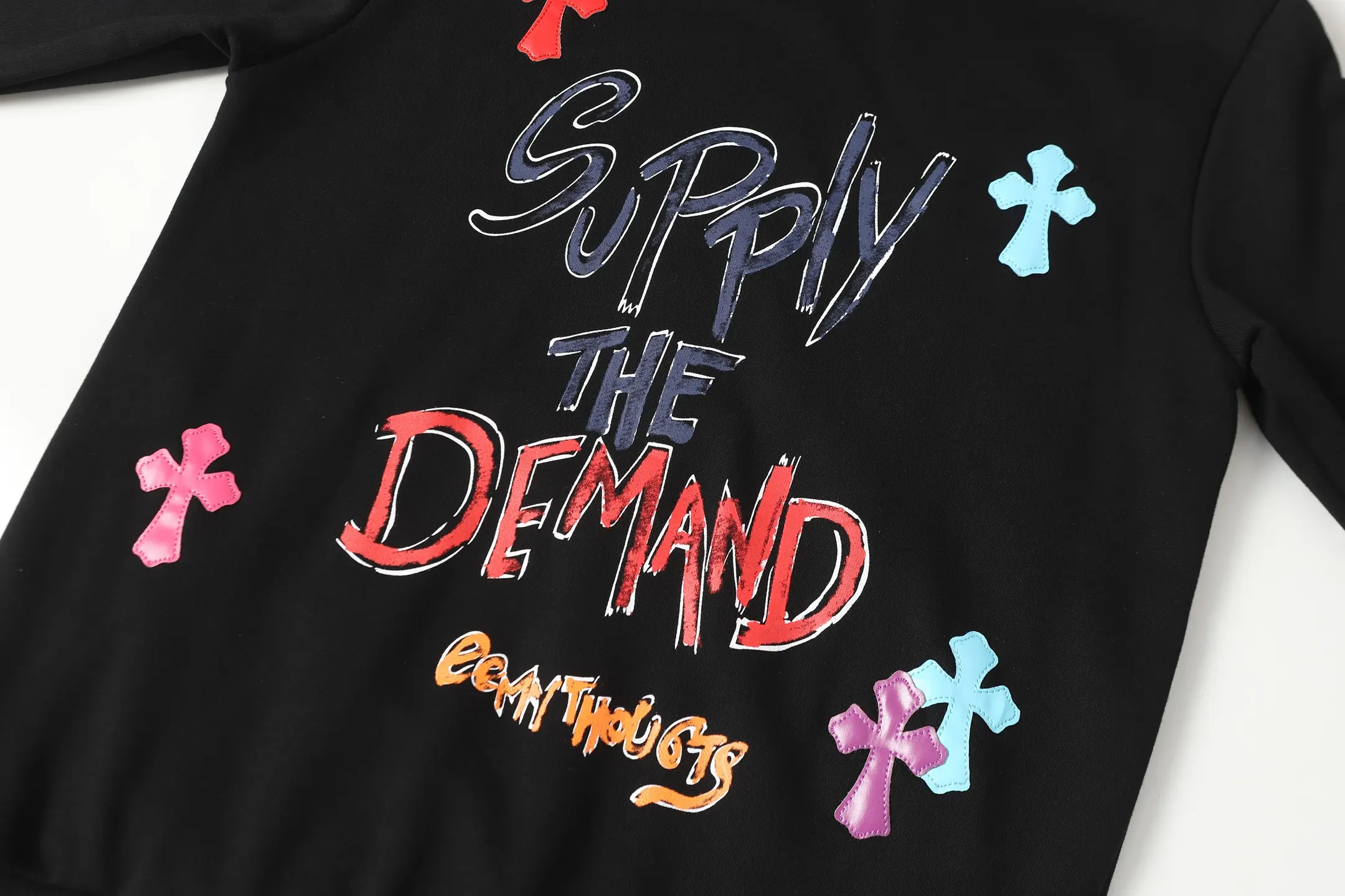 Graffiti Print Cross Patch Hoodie D16013871 — view 10