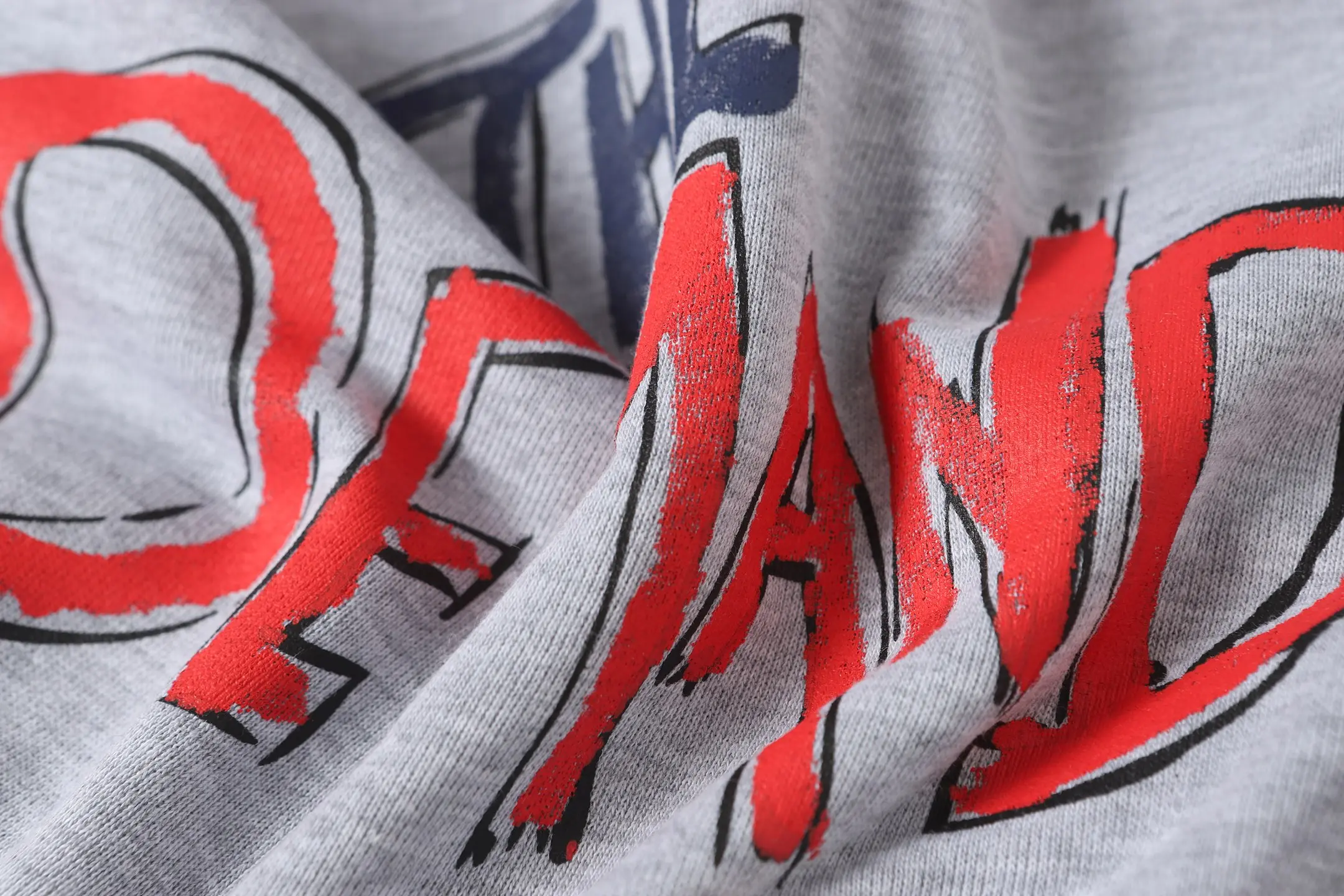 Graffiti Print Cross Patch Hoodie D16013869 — view 11