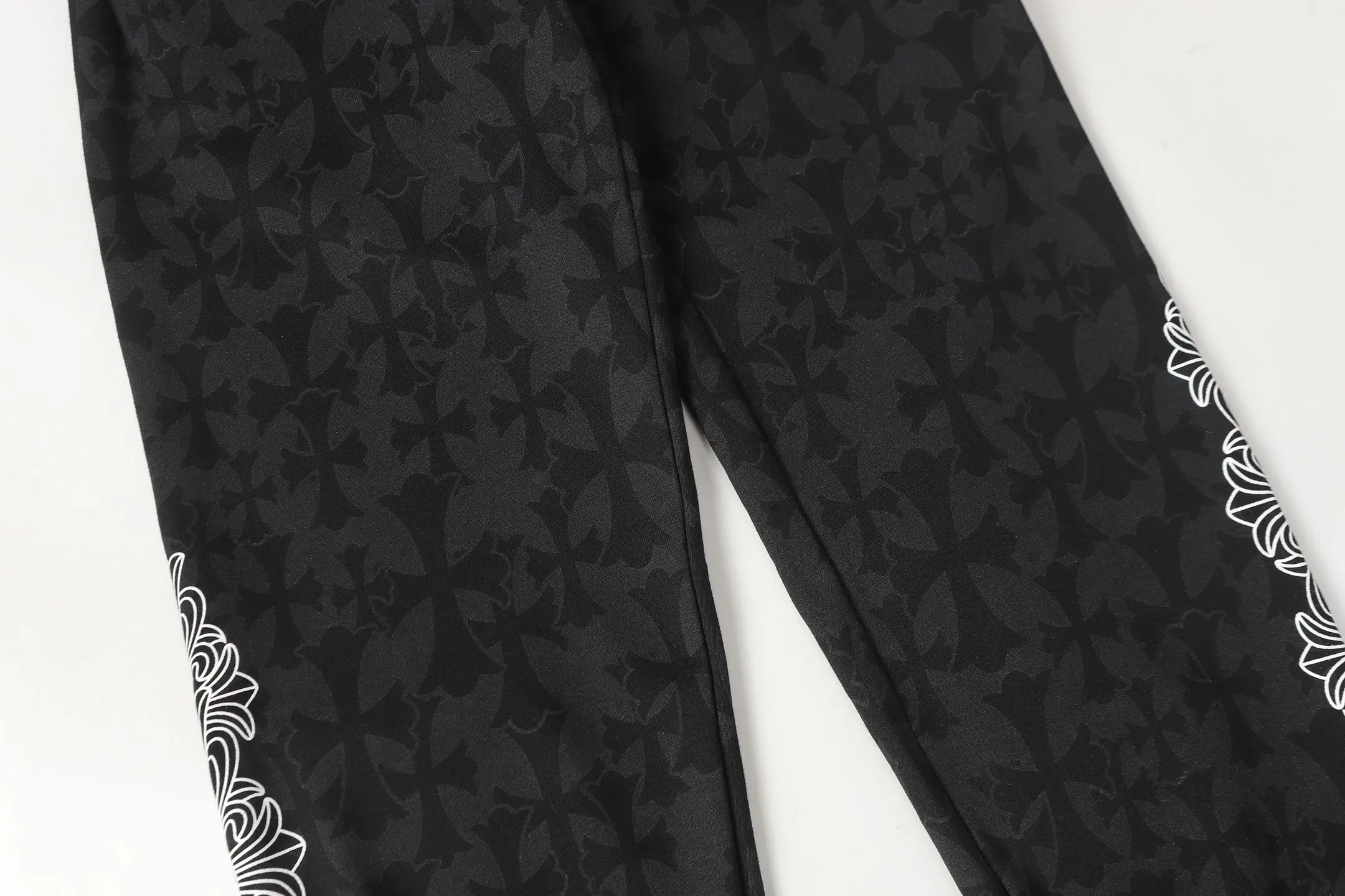 Monogram Jacquard Logo Sweatpants D16013993 — view 12