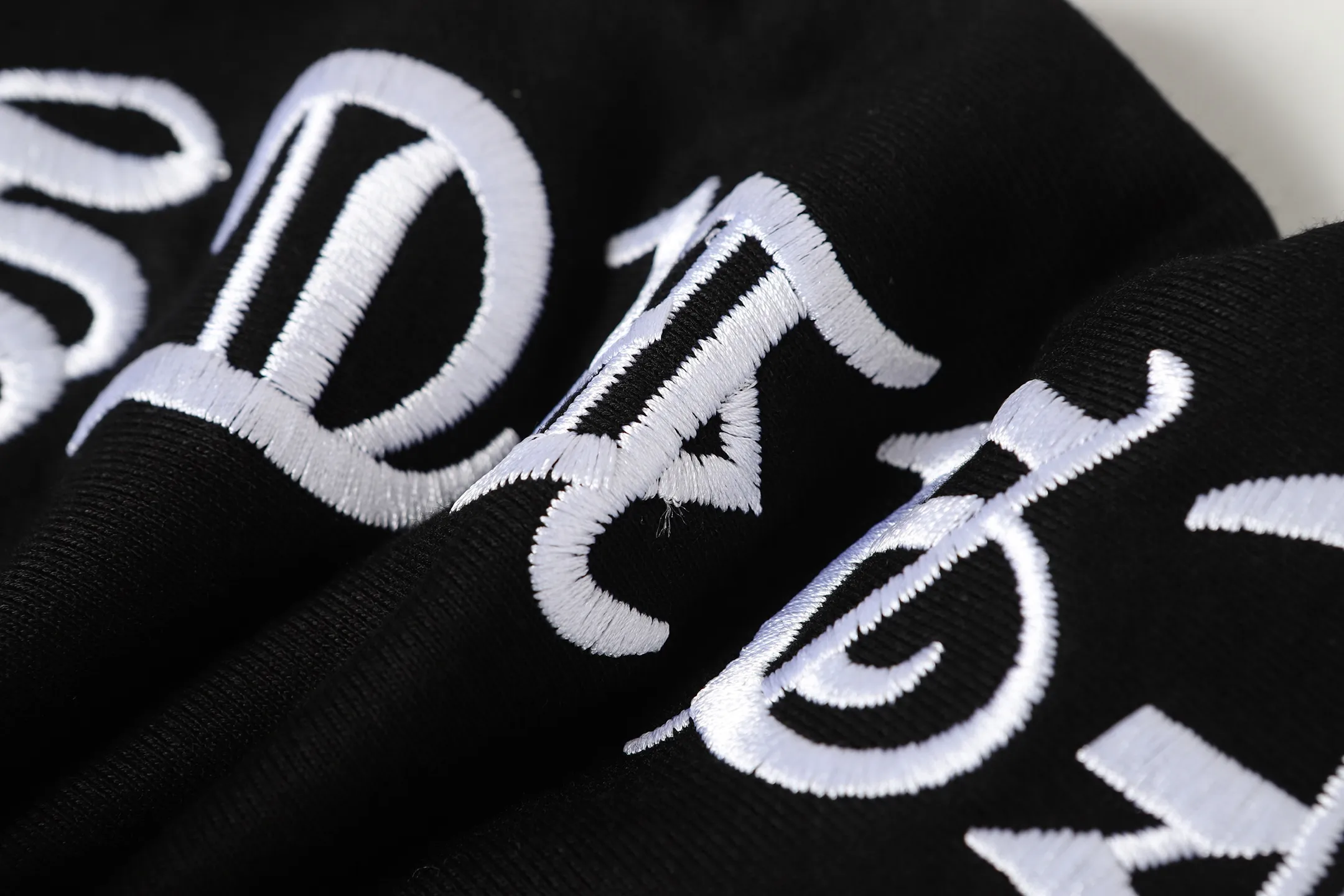 Logo Embroidery Cotton-Blend Sweatpants D16013947 — view 13