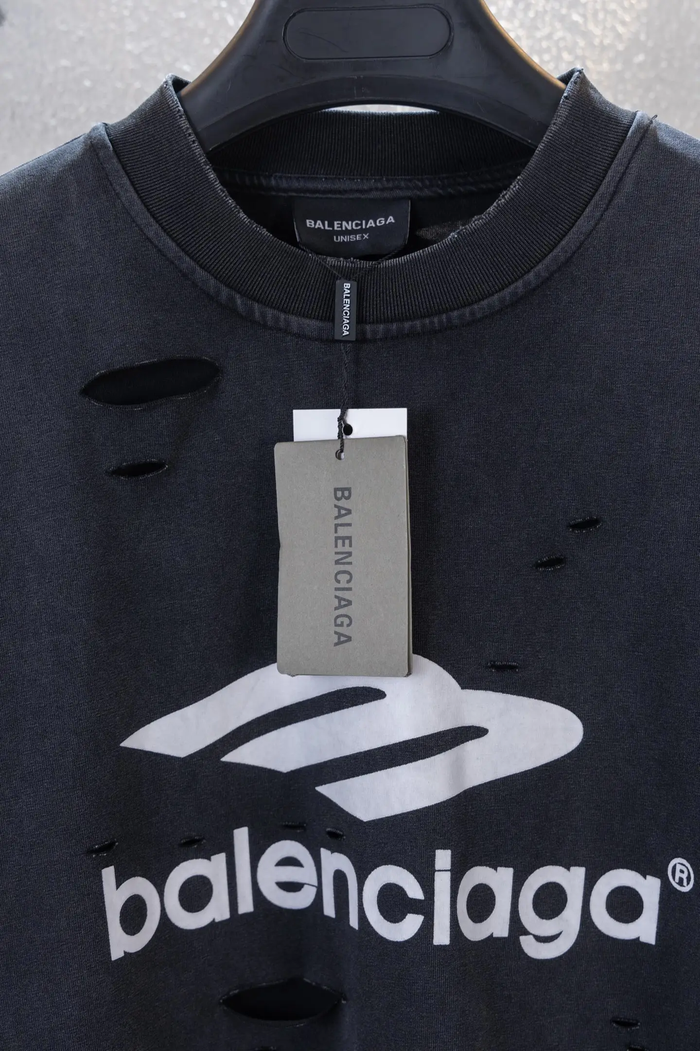 Distressed Double-Layer Long-Sleeve T-Shirt D16012674 — view 9