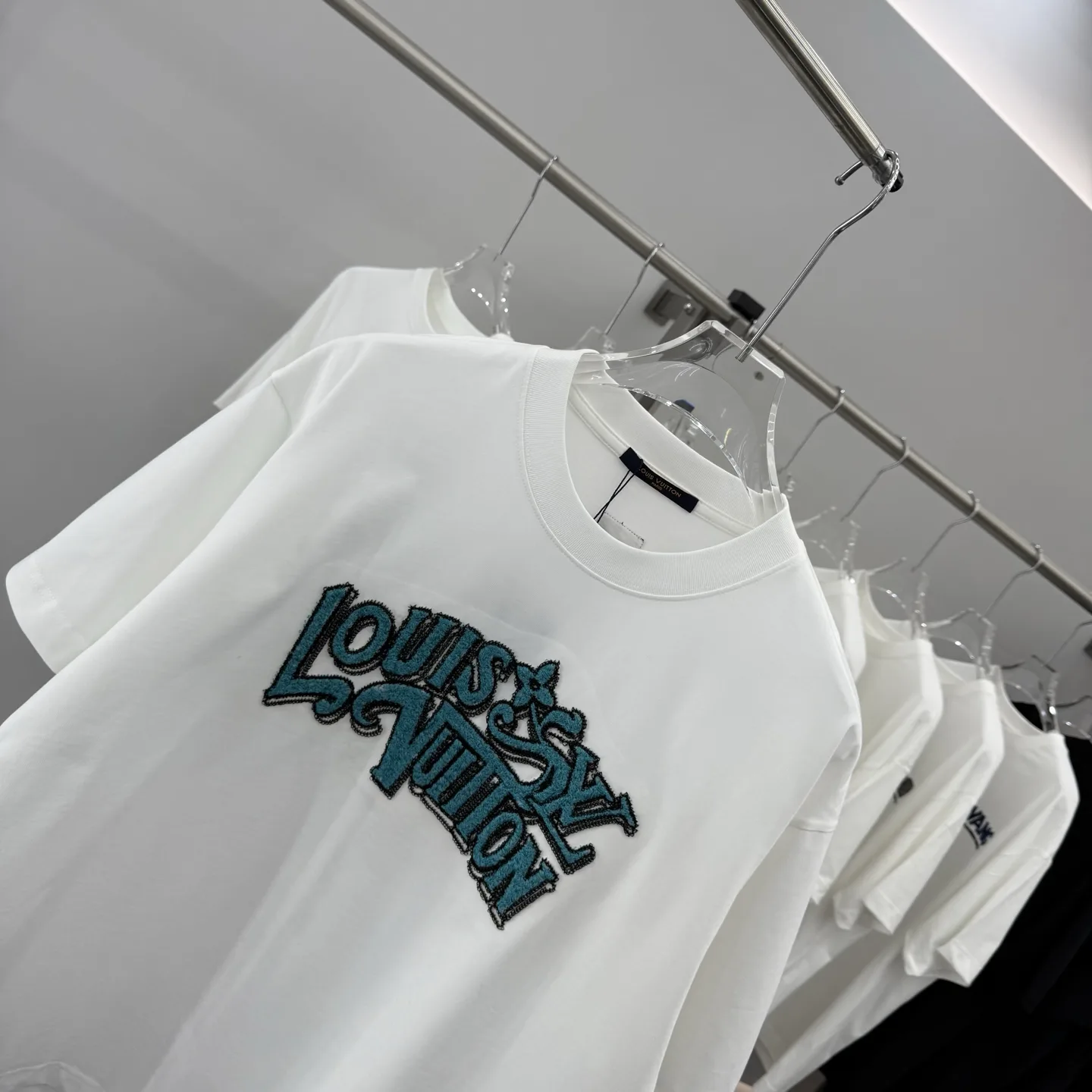 Embroidered Logo Cotton T-Shirt D16014281 — view 3