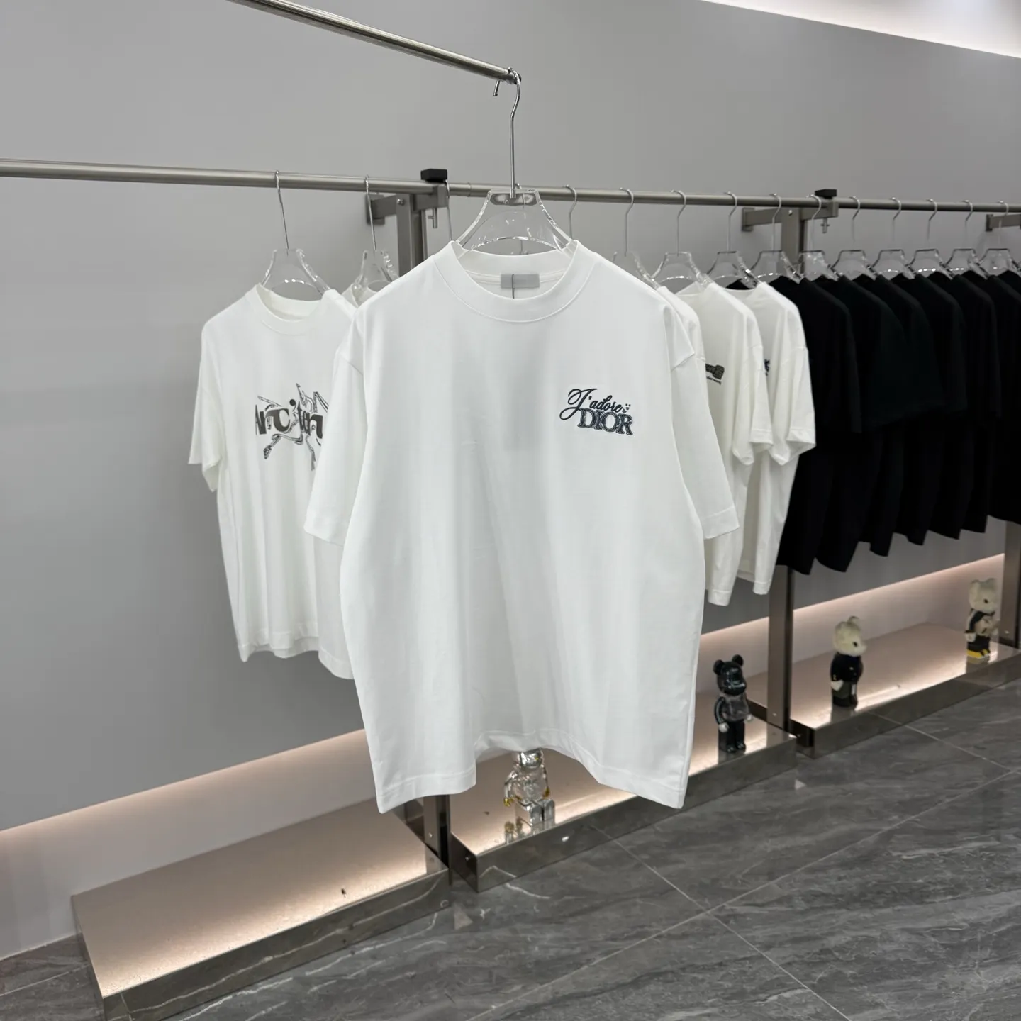 J'adore Dior Logo Embroidered Cotton T-Shirt D16014283