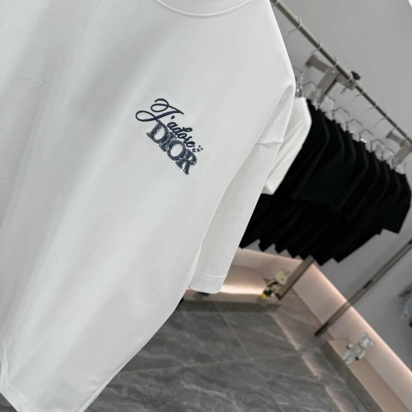 J'adore Dior Logo Embroidered Cotton T-Shirt D16014283 — view 5