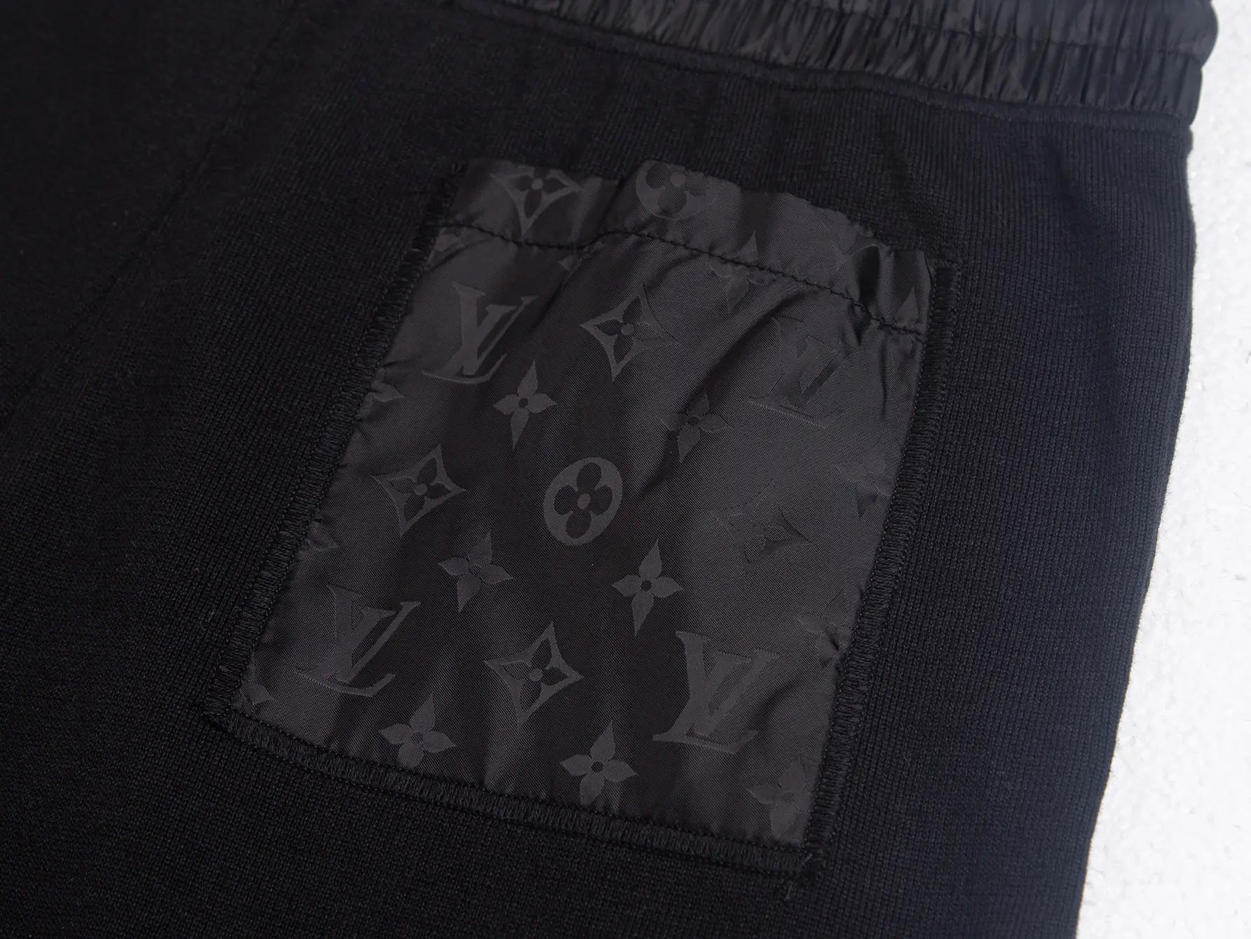 Monogram Jacquard Wool-Blend Knit Shorts D16016258 — view 4