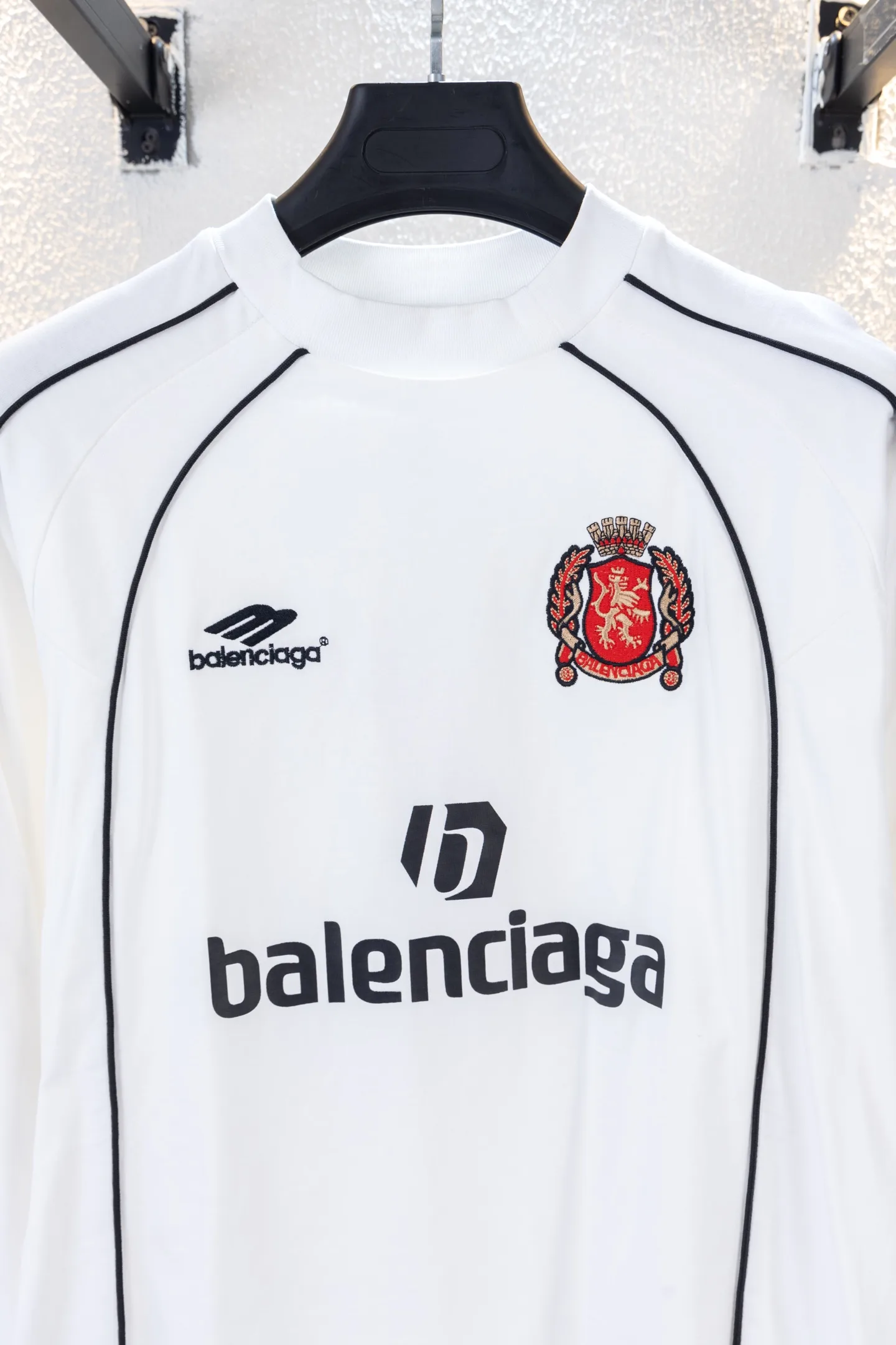 Logo-Embroidered Oversized Long-Sleeve Jersey D16512664 — view 3