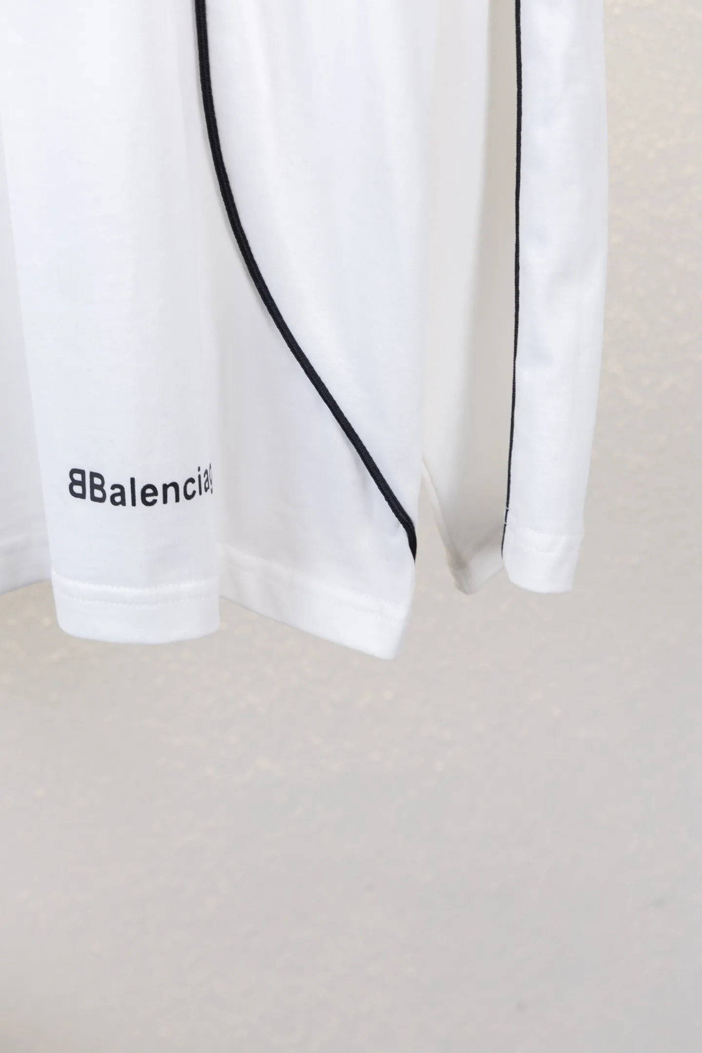 Logo-Embroidered Oversized Long-Sleeve Jersey D16512664 — view 8
