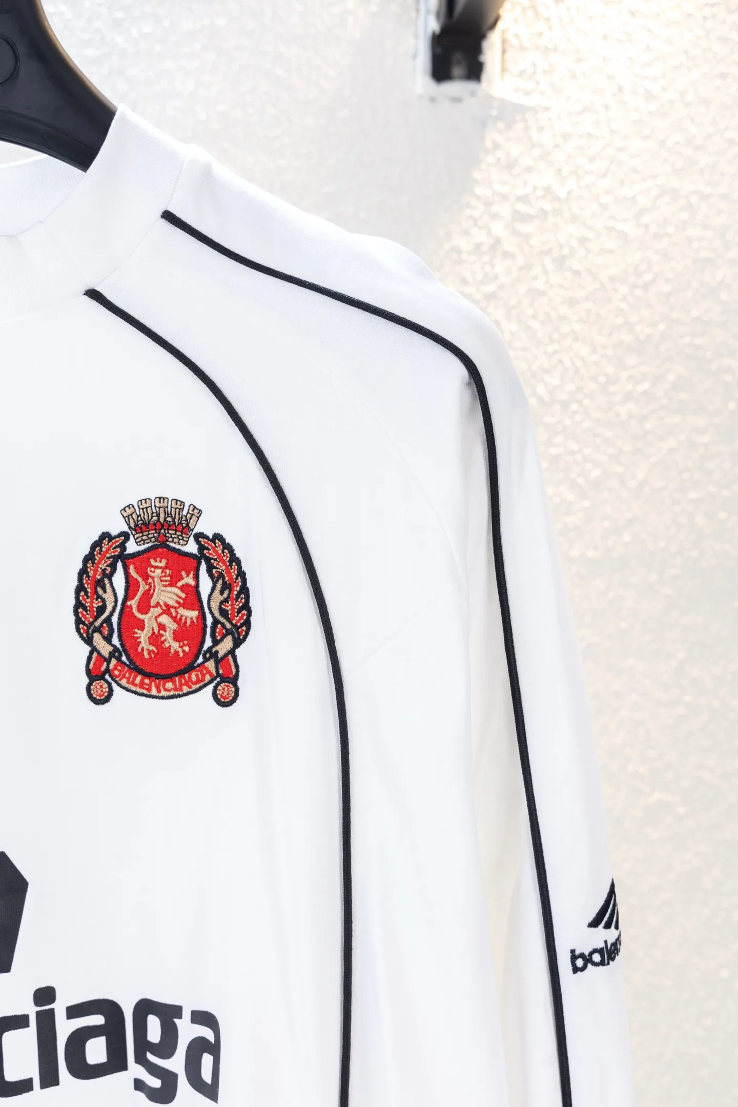 Logo-Embroidered Oversized Long-Sleeve Jersey D16512664 — view 9