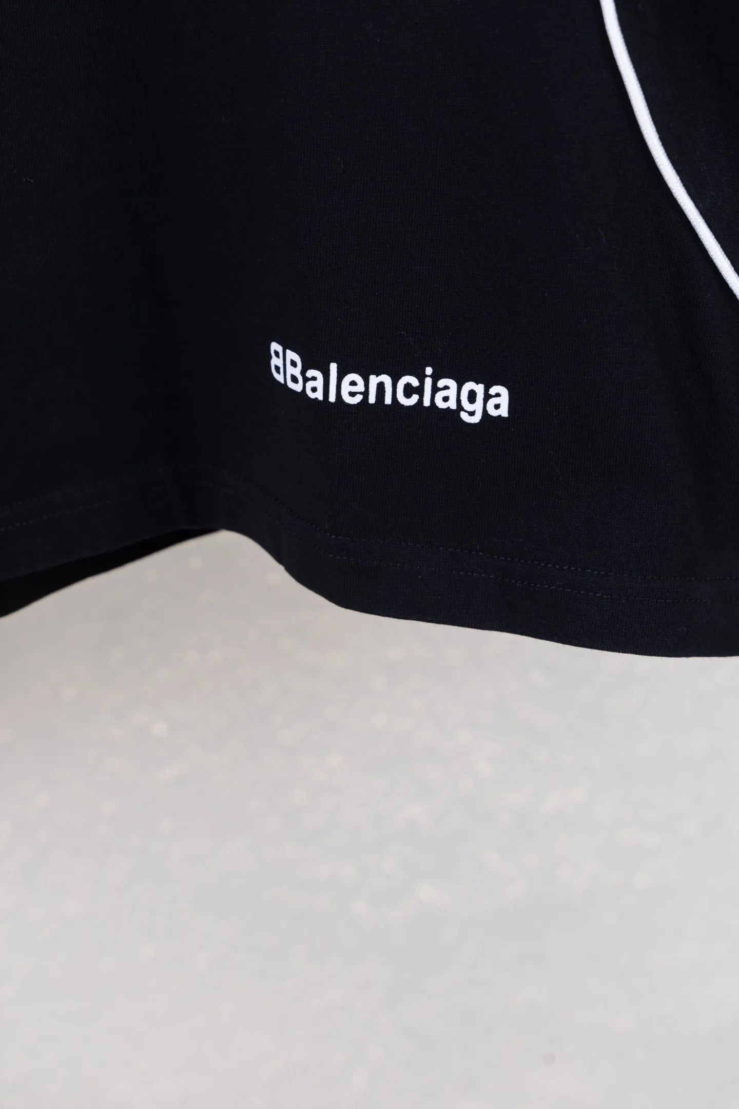 Embroidered Logo Long-Sleeve Jersey D16512665 — view 9