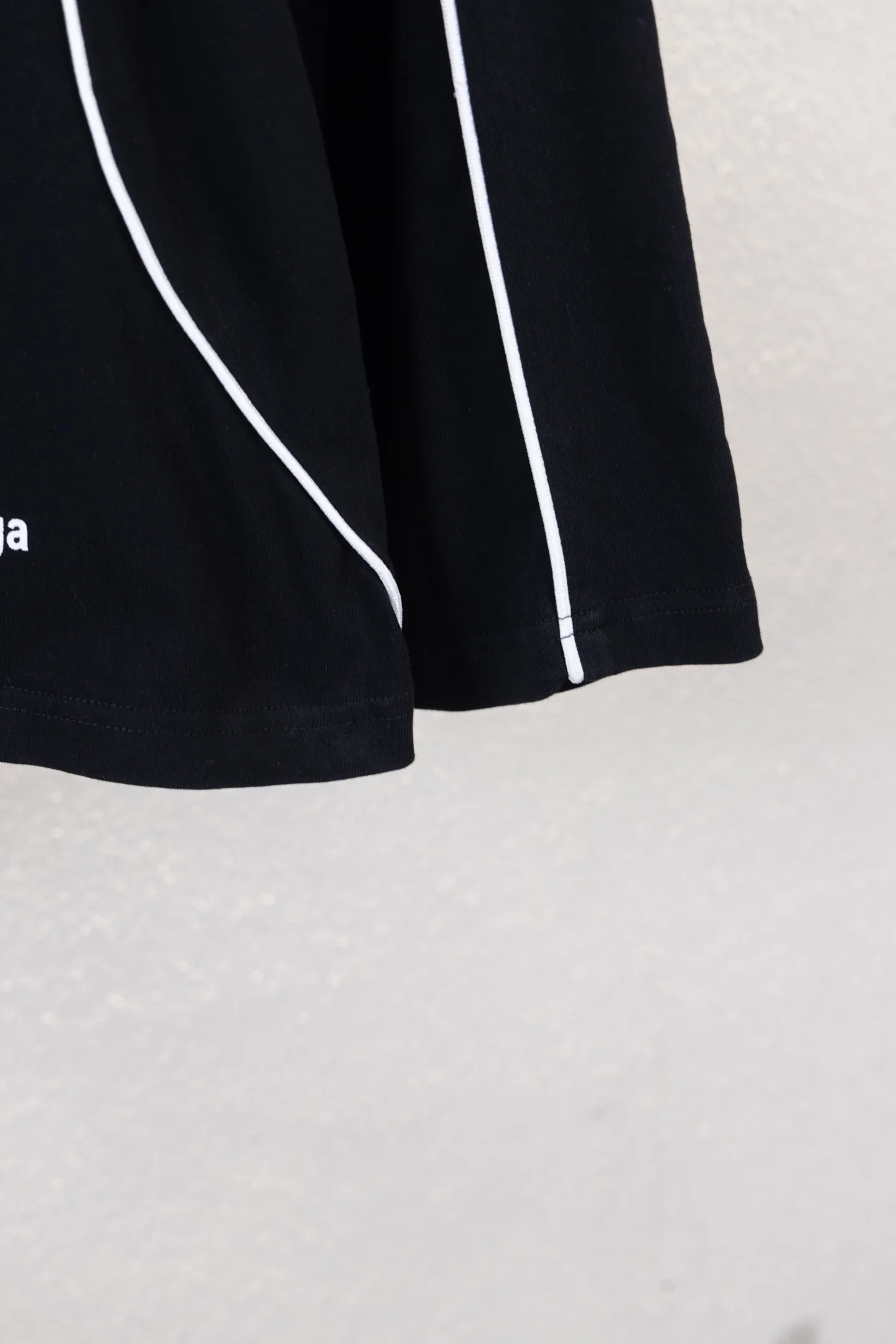 Embroidered Logo Long-Sleeve Jersey D16512665 — view 10