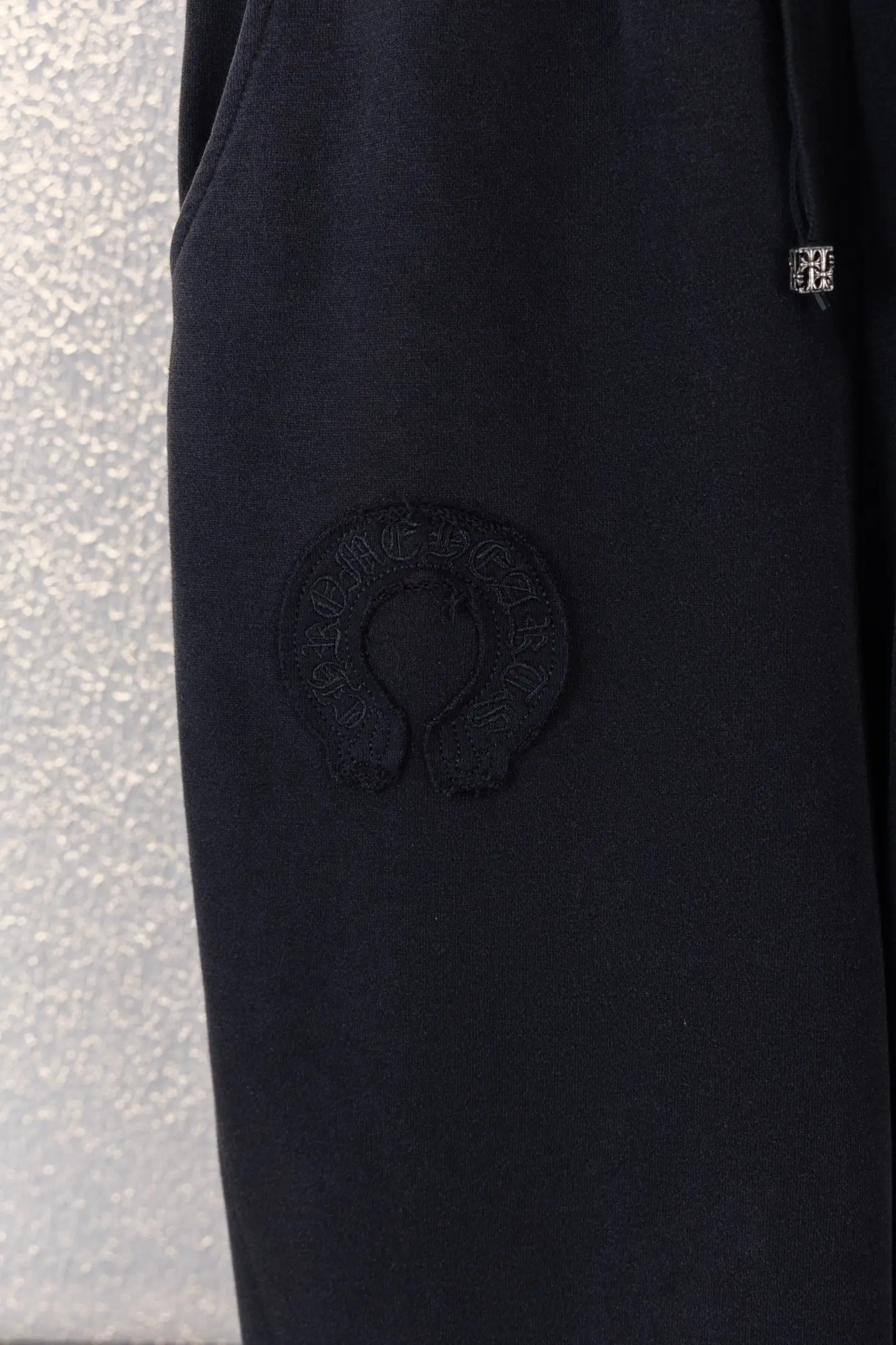 Horshoe Patch Embroidered Sweatpants D16512654 — view 6