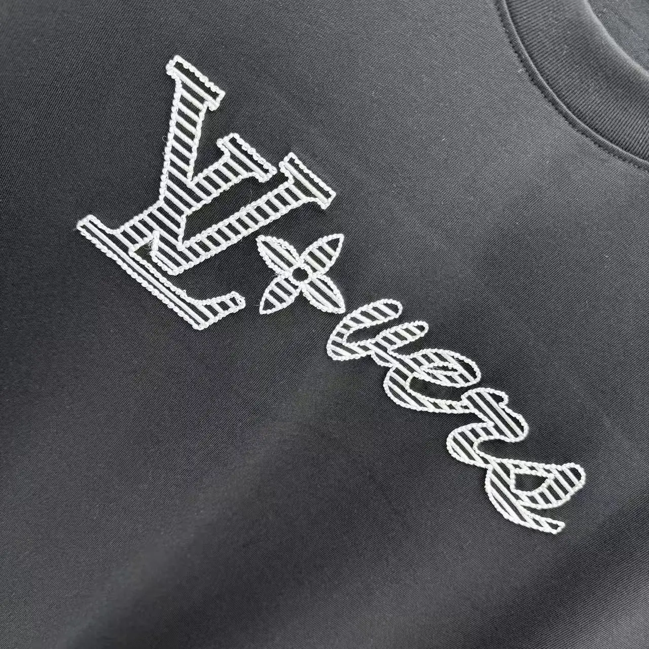 LVERS Embroidered Logo Cotton T-Shirt D16514316 — view 6