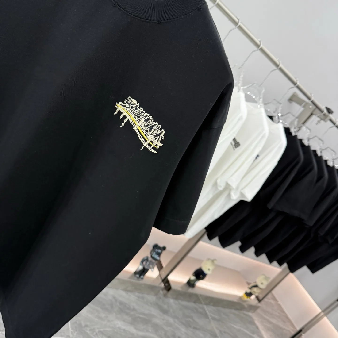 Embroidered Logo Oversized T-Shirt D16514304 — view 5