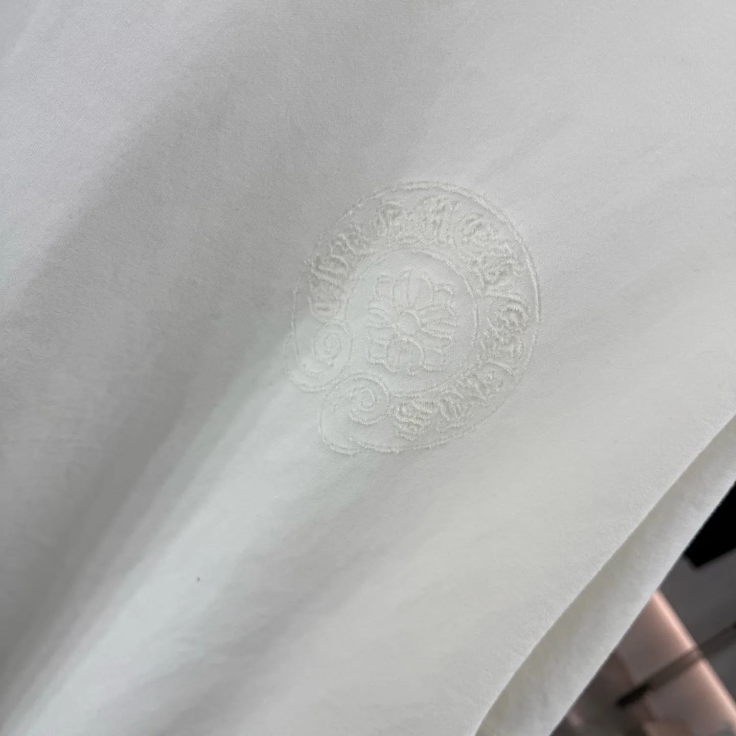 Laser-Cut Logo Crew-Neck T-Shirt D16514256 — view 6