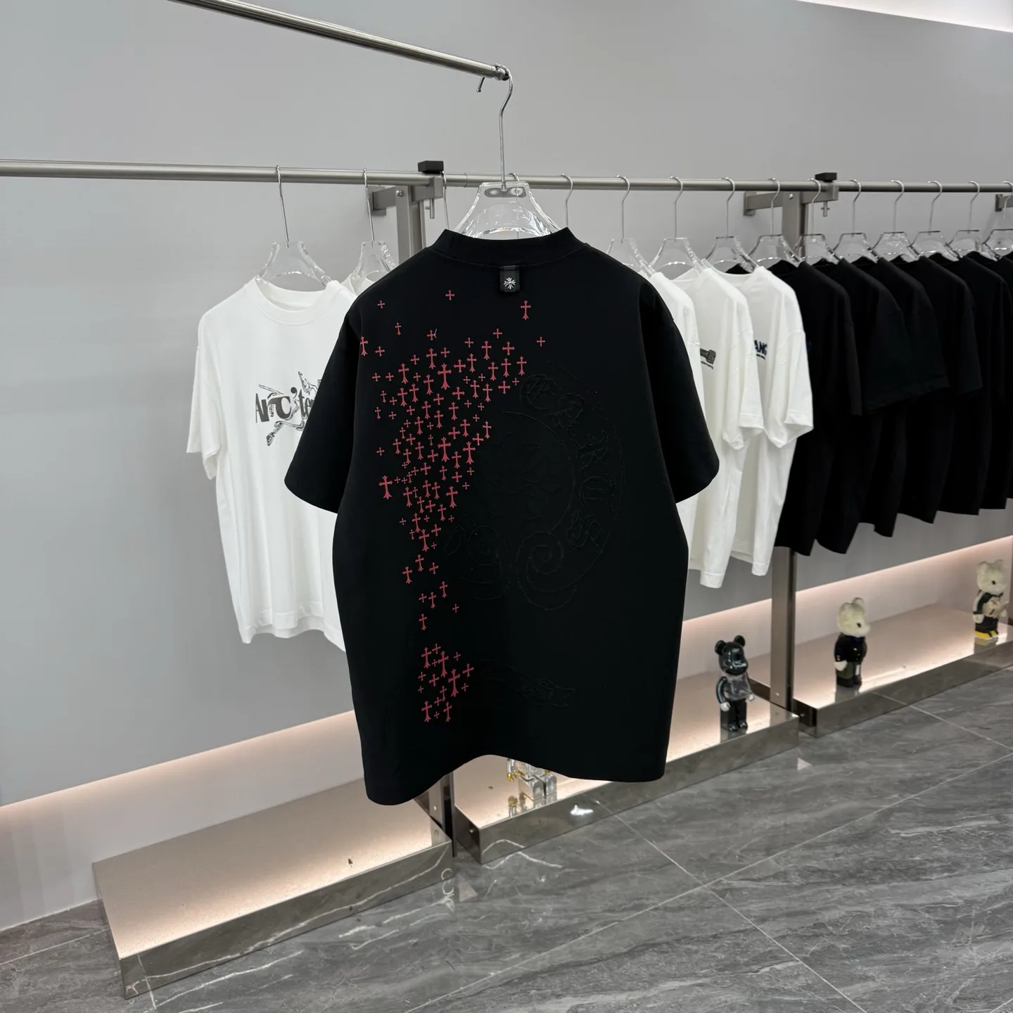 Laser-Cut Logo Crew-Neck T-Shirt D16514258 — view 7