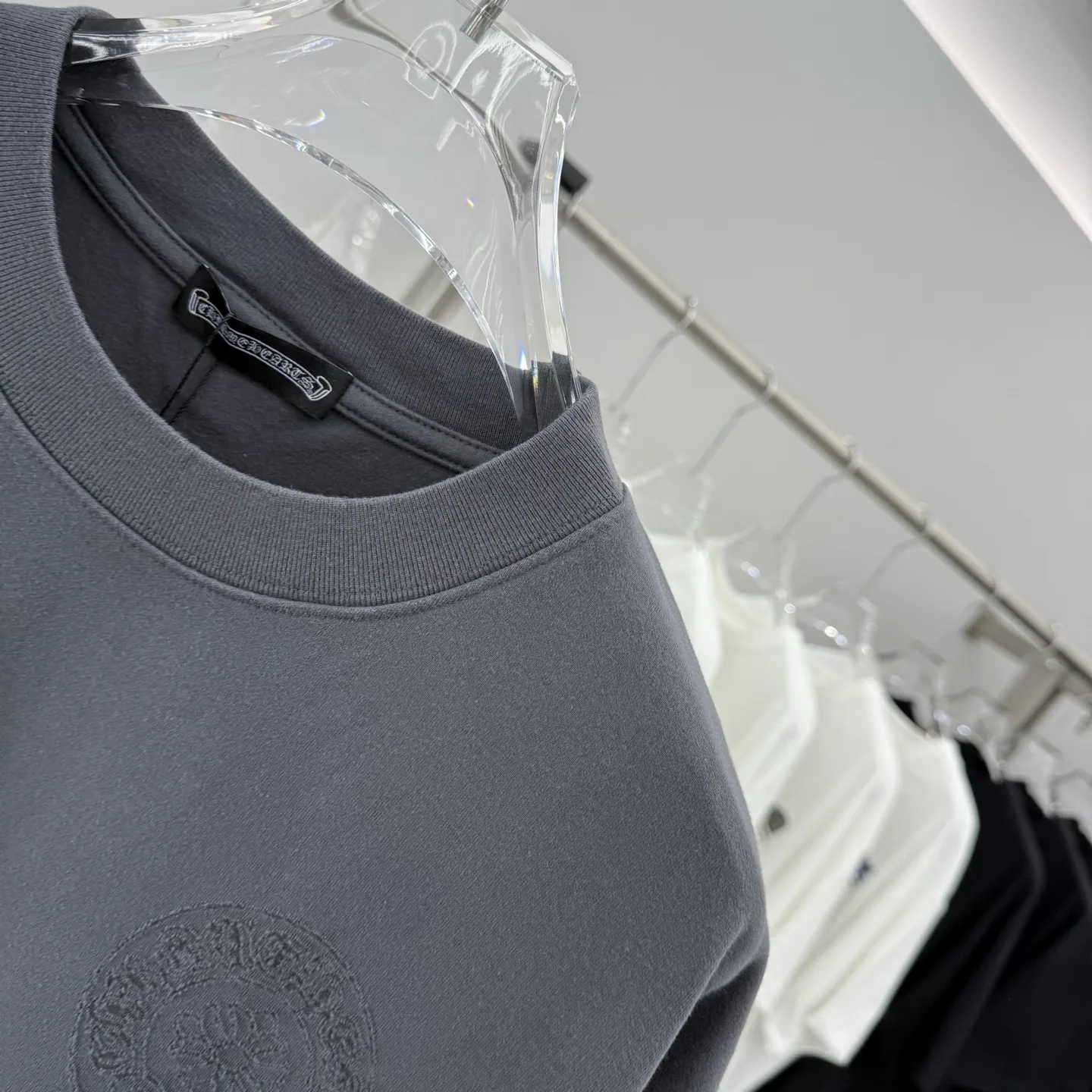 Laser-Etched Oversized Cotton T-Shirt D16514257 — view 4