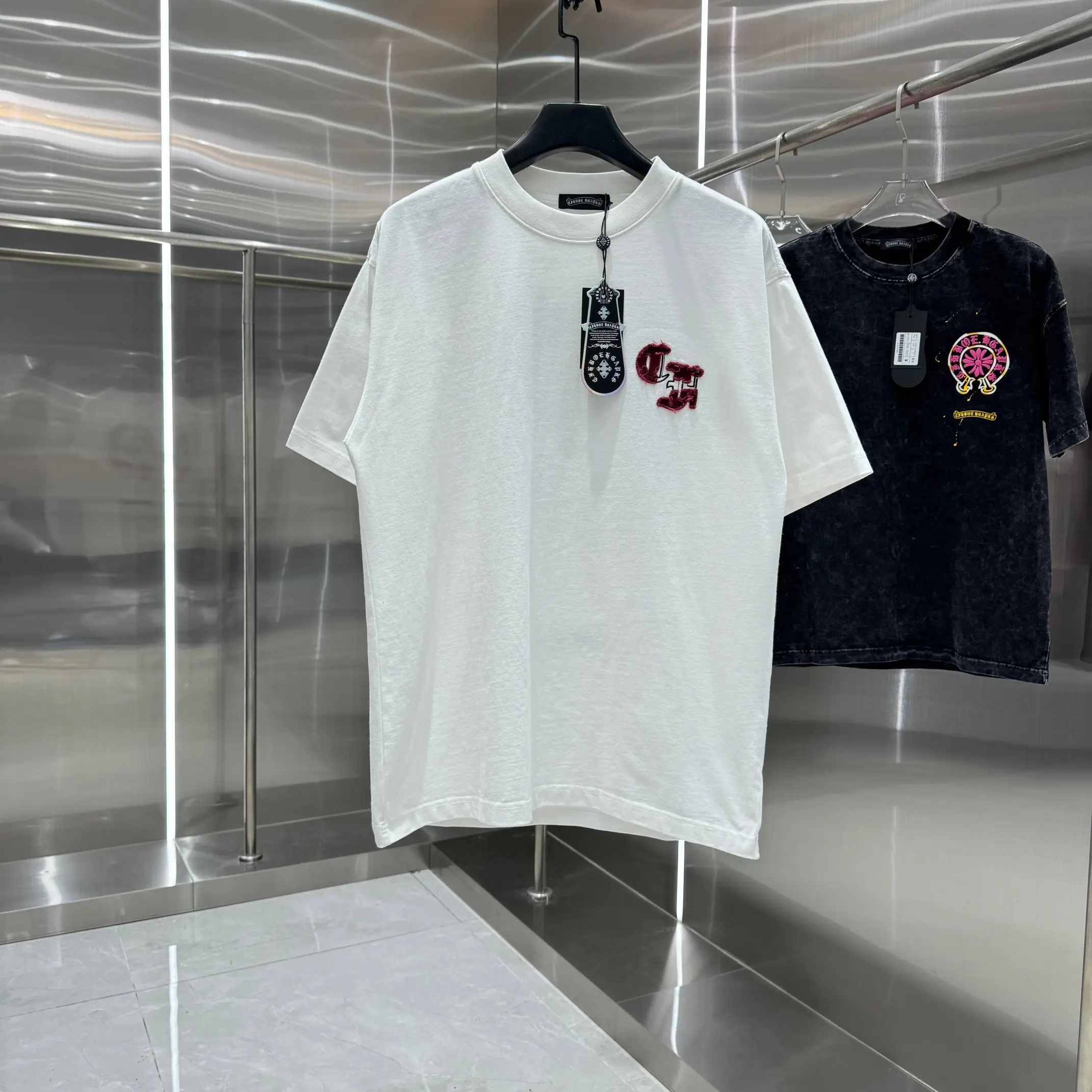 Embroidered Patchwork Cotton T-Shirt D17014232