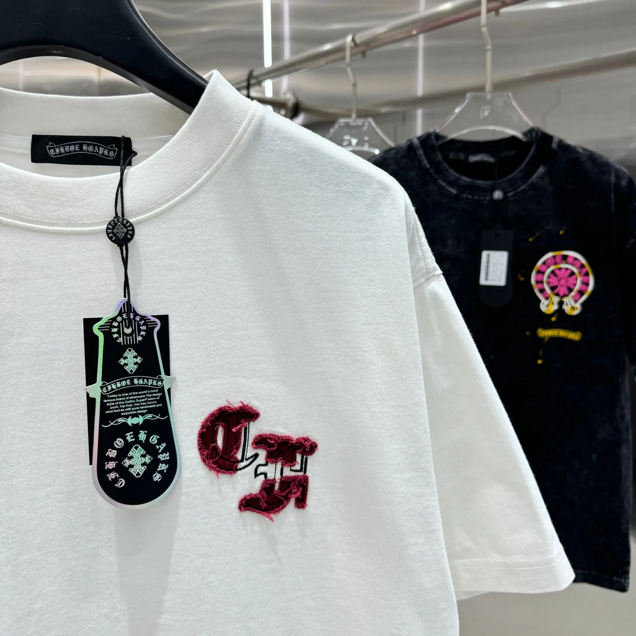 Embroidered Patchwork Cotton T-Shirt D17014232 — view 7