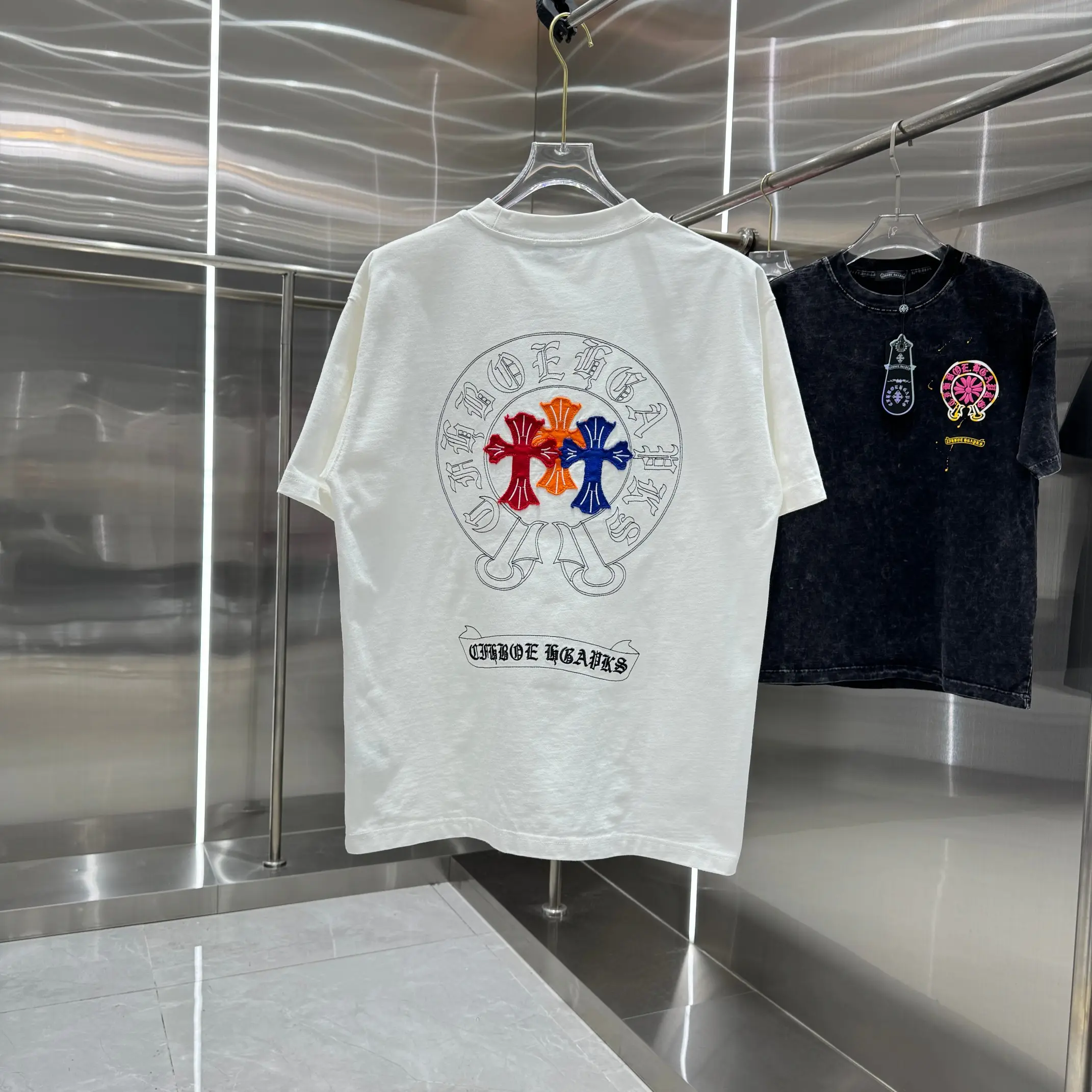 Embroidered Acid-Wash Cotton T-Shirt D17014224 — view 2