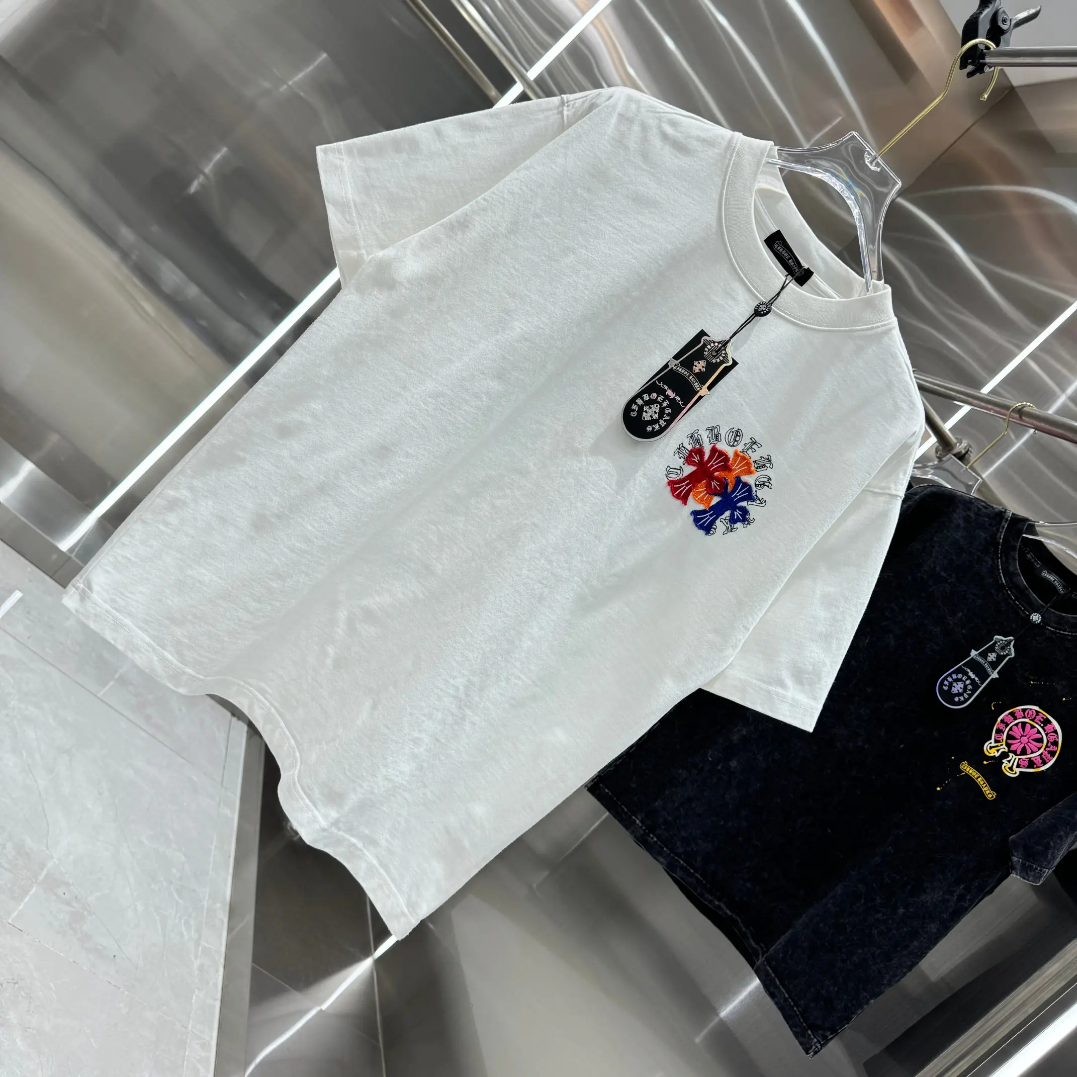 Embroidered Acid-Wash Cotton T-Shirt D17014224 — view 3