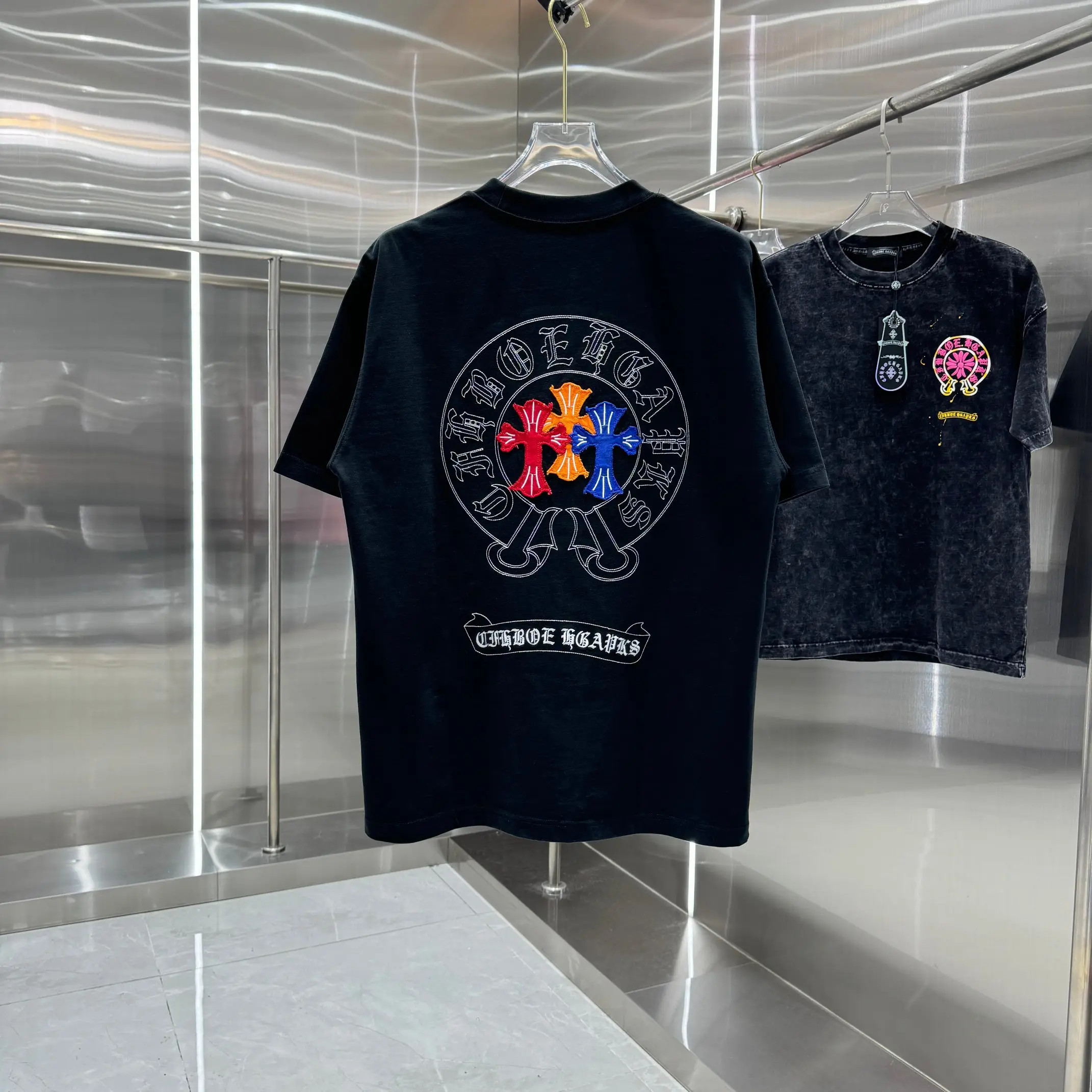 Embroidered Patchwork Cotton T-Shirt D17014225 — view 2