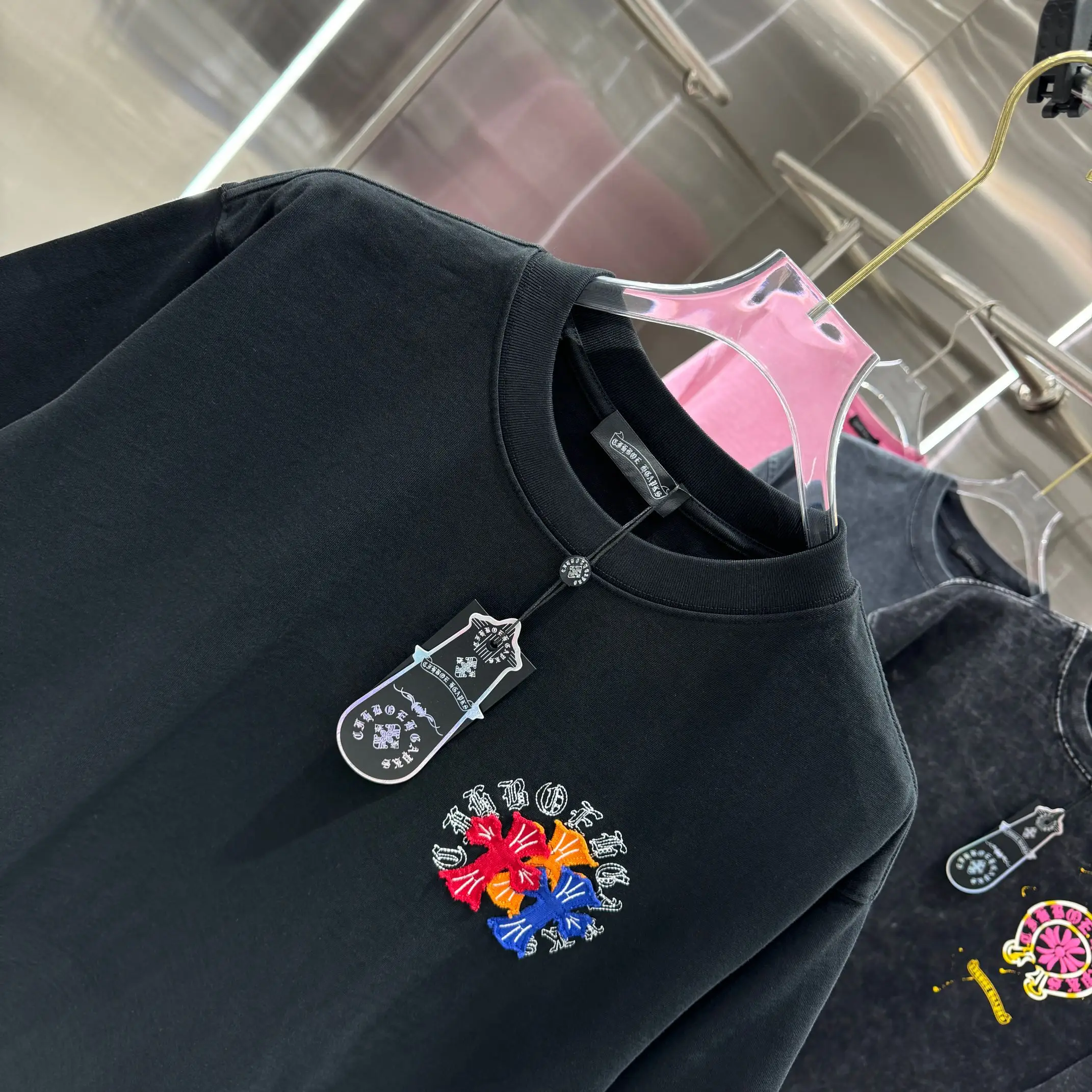 Embroidered Patchwork Cotton T-Shirt D17014225 — view 4