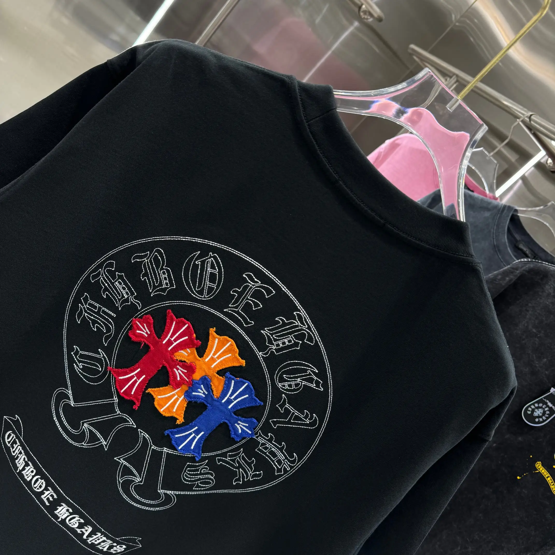 Embroidered Patchwork Cotton T-Shirt D17014225 — view 5