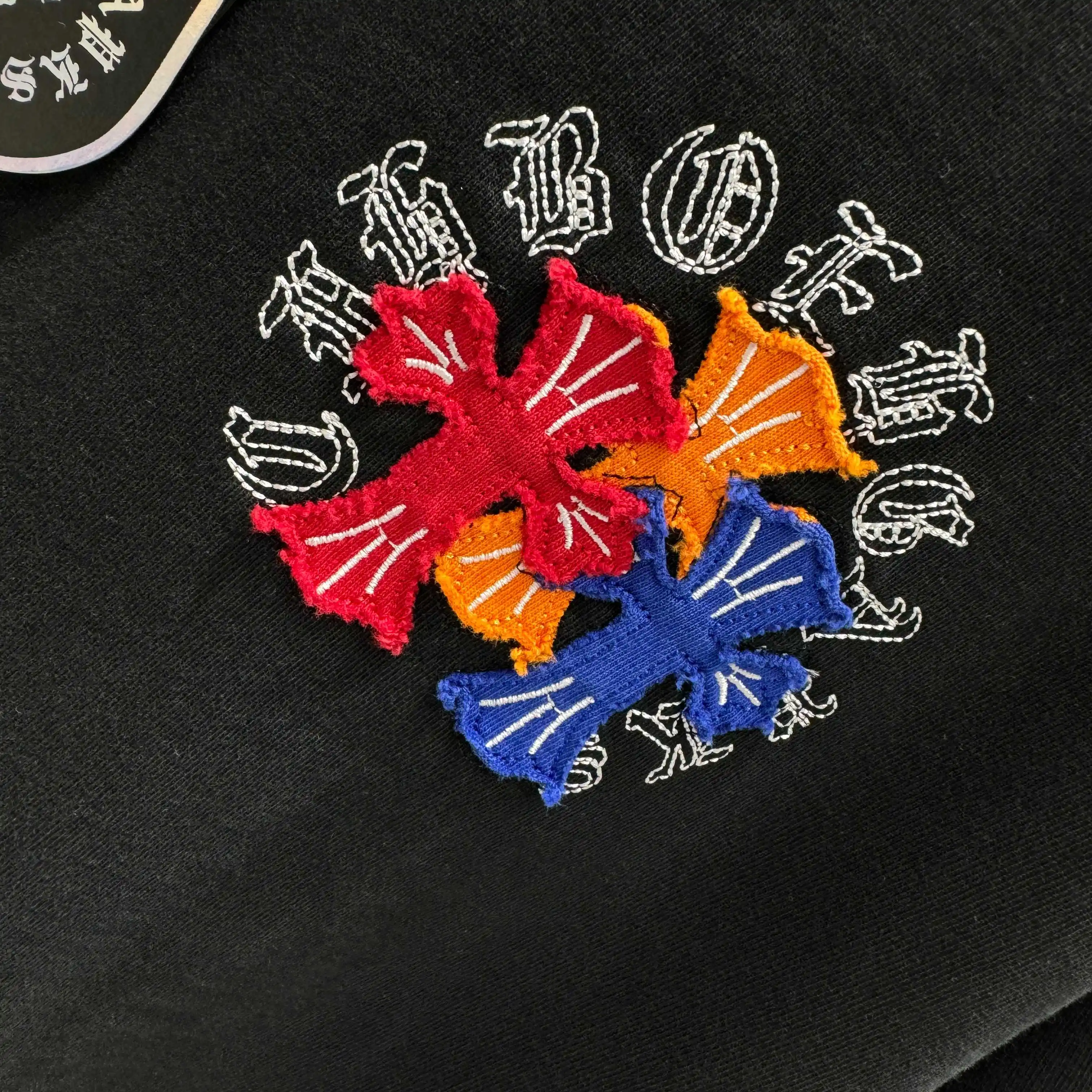 Embroidered Patchwork Cotton T-Shirt D17014225 — view 8