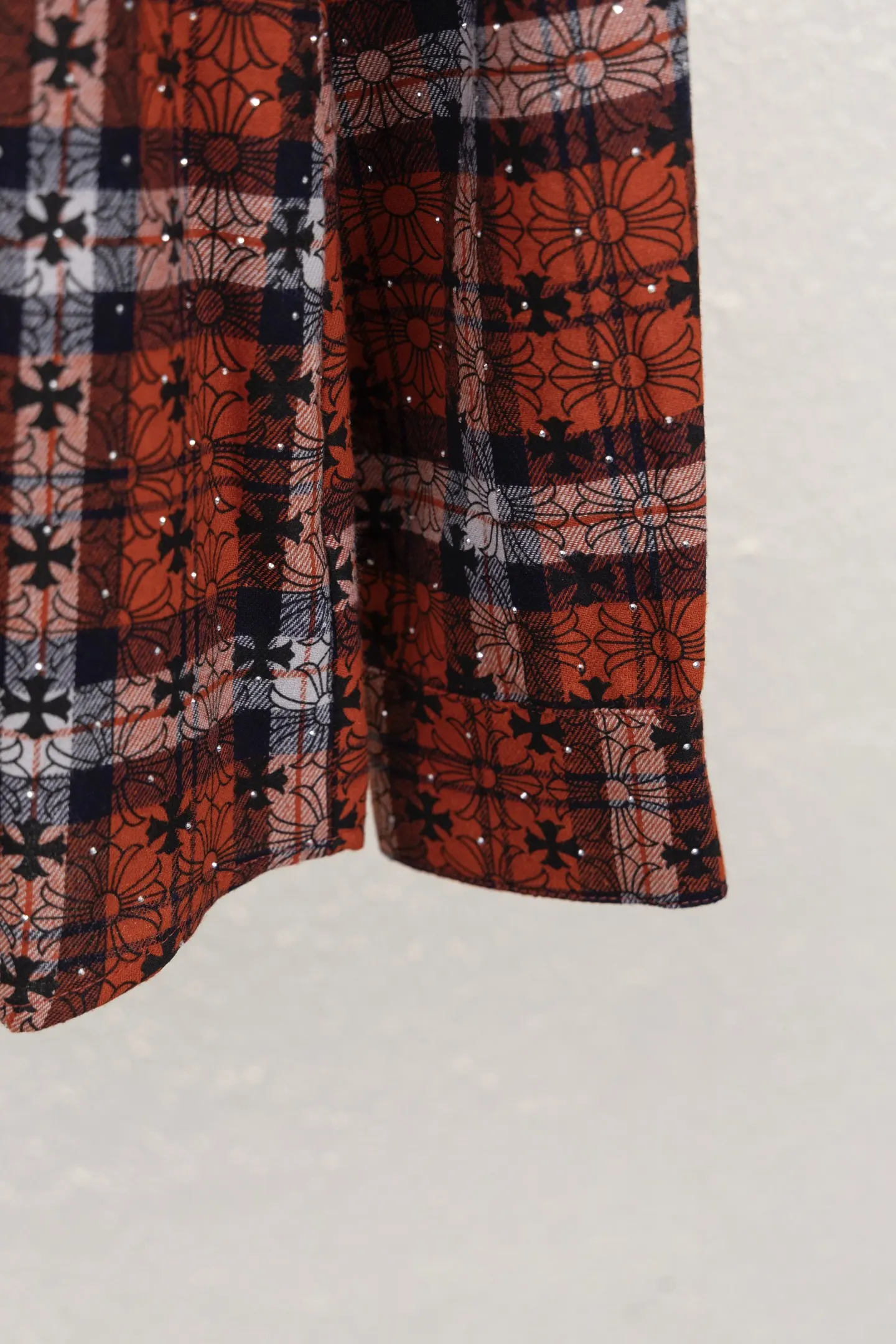Leather Cross Patch Plaid Flannel Shirt D17012650 — view 7