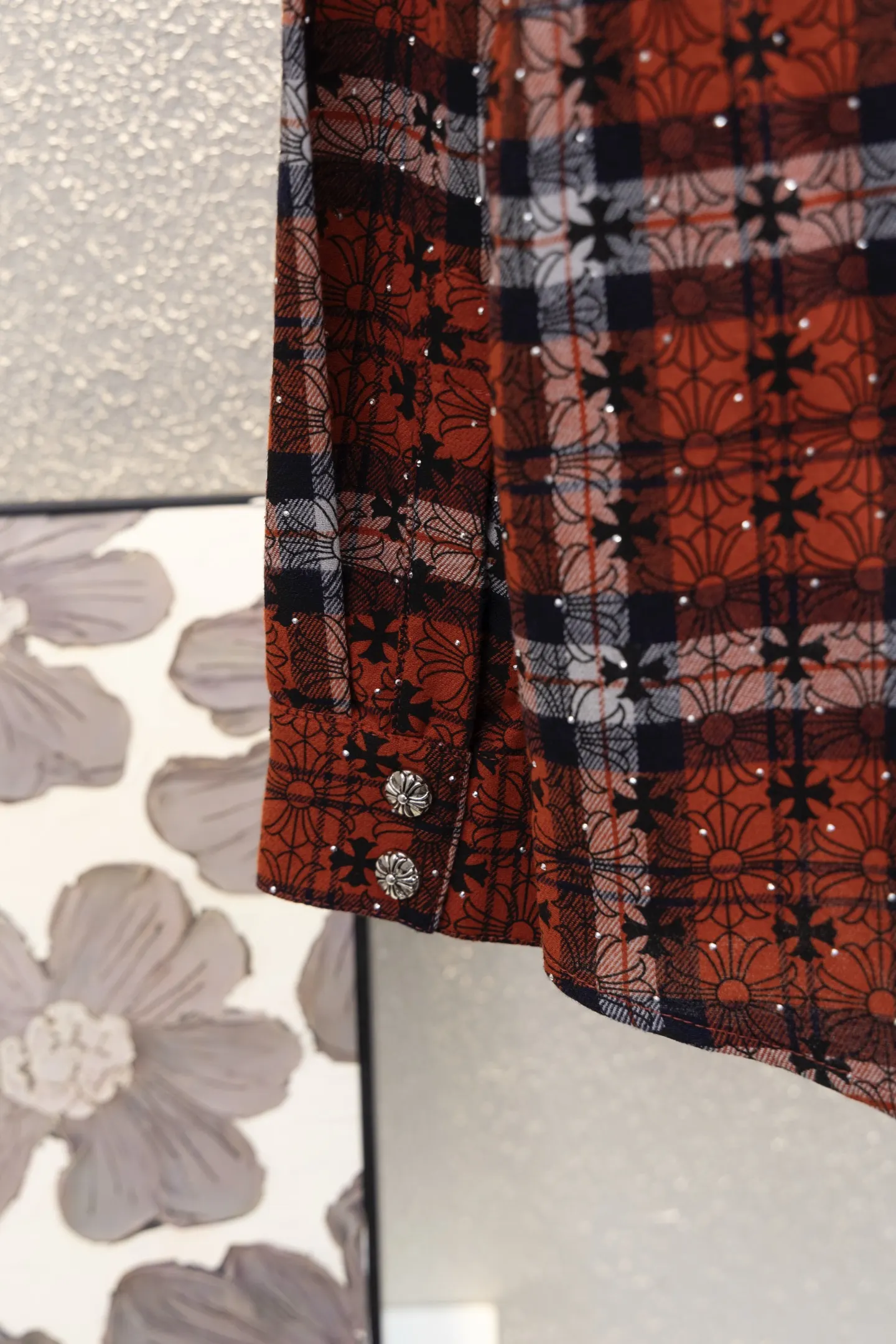 Leather Cross Patch Plaid Flannel Shirt D17012650 — view 8