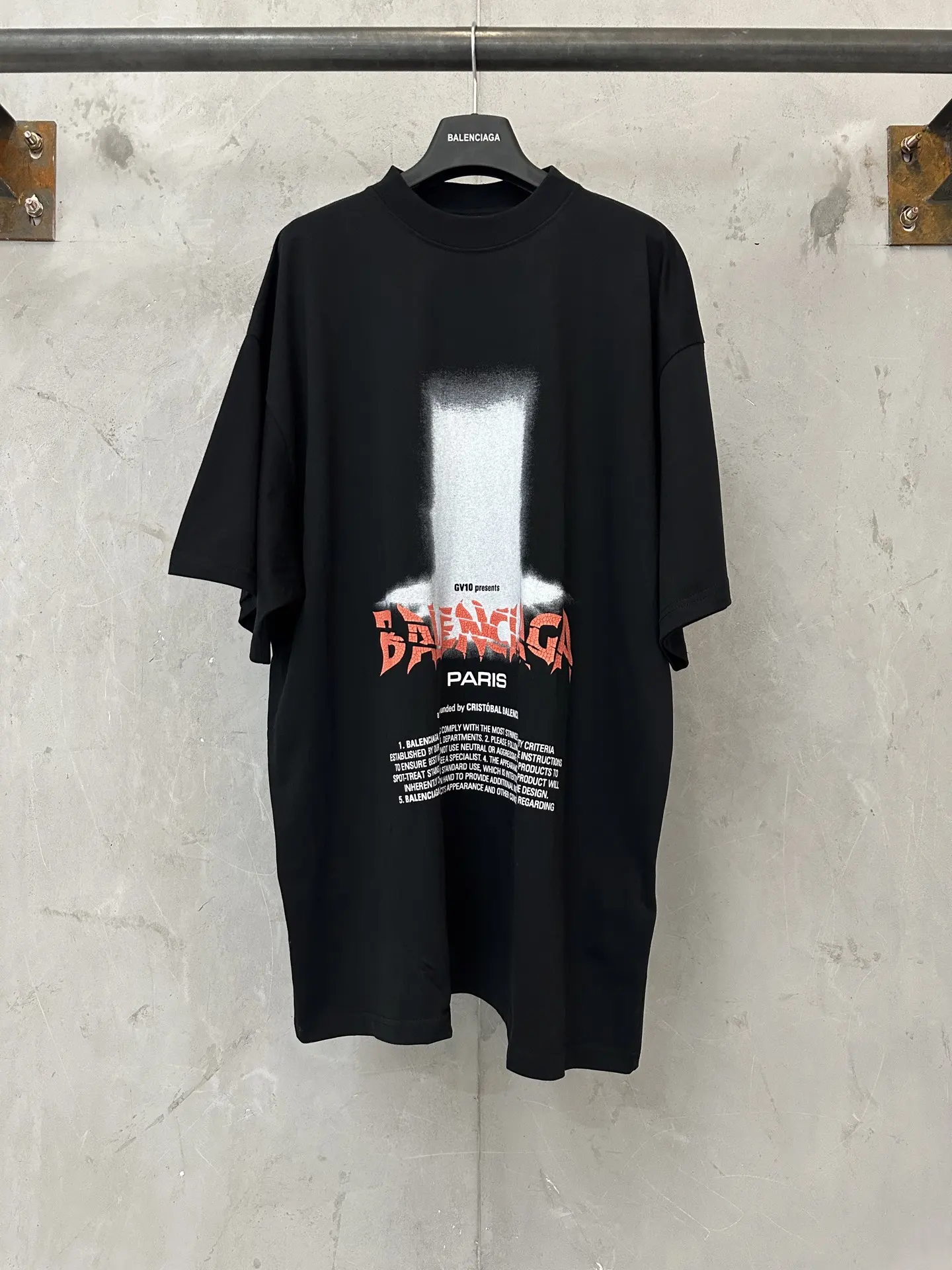 Gothic Logo Print Oversized T-Shirt D17011963